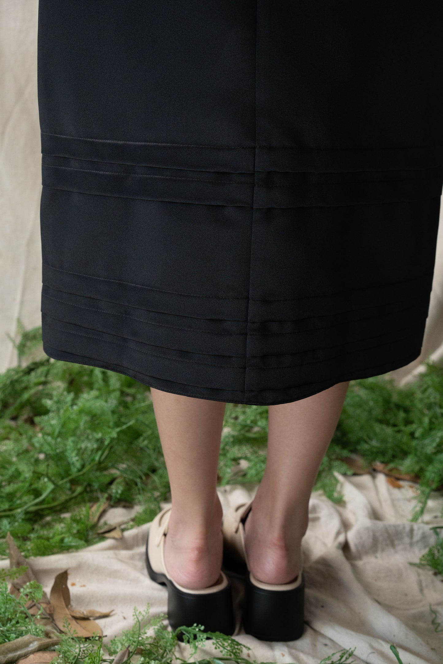 Enchantress Noir Skirt