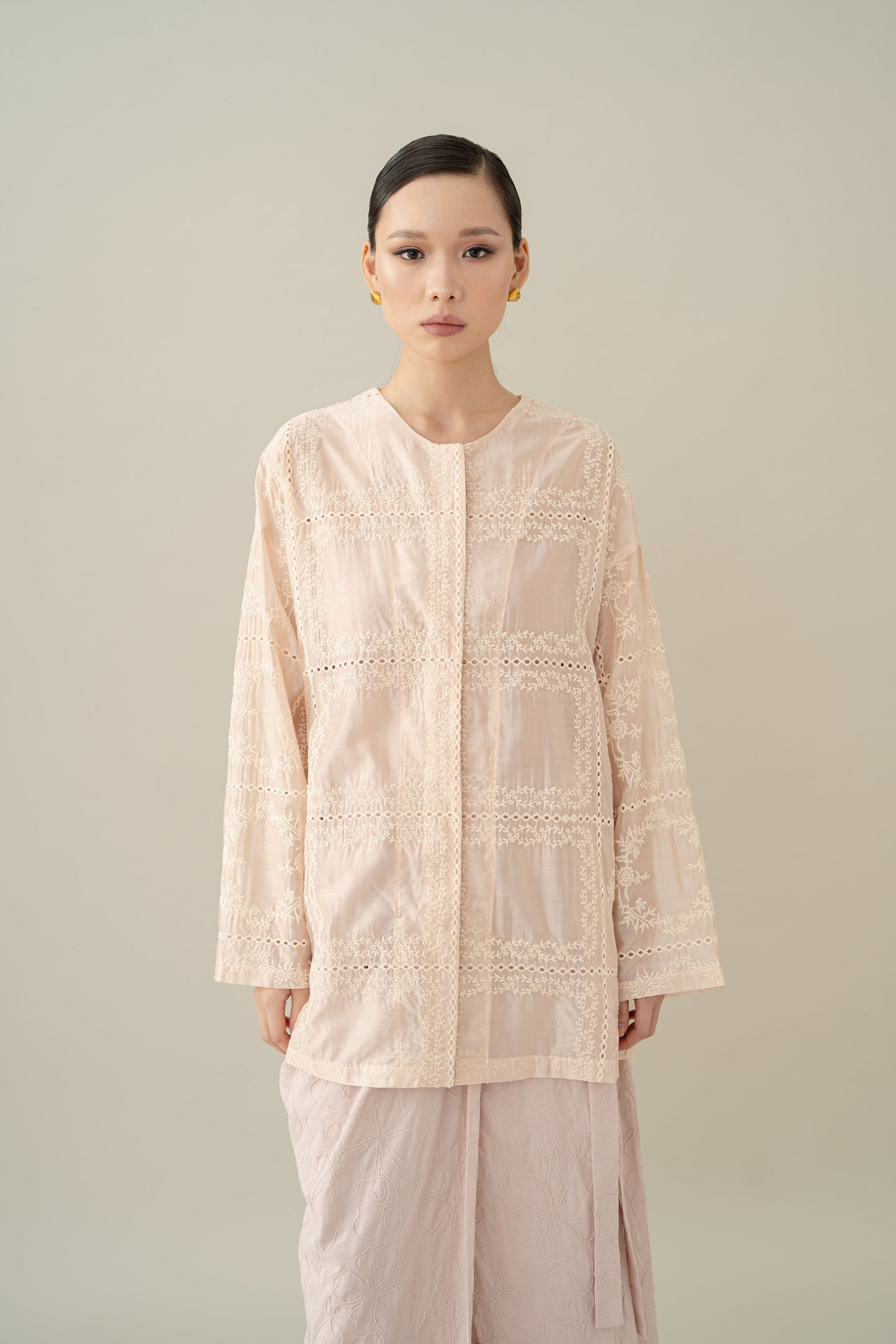 Lembayung Long Sleeve Top in Peach