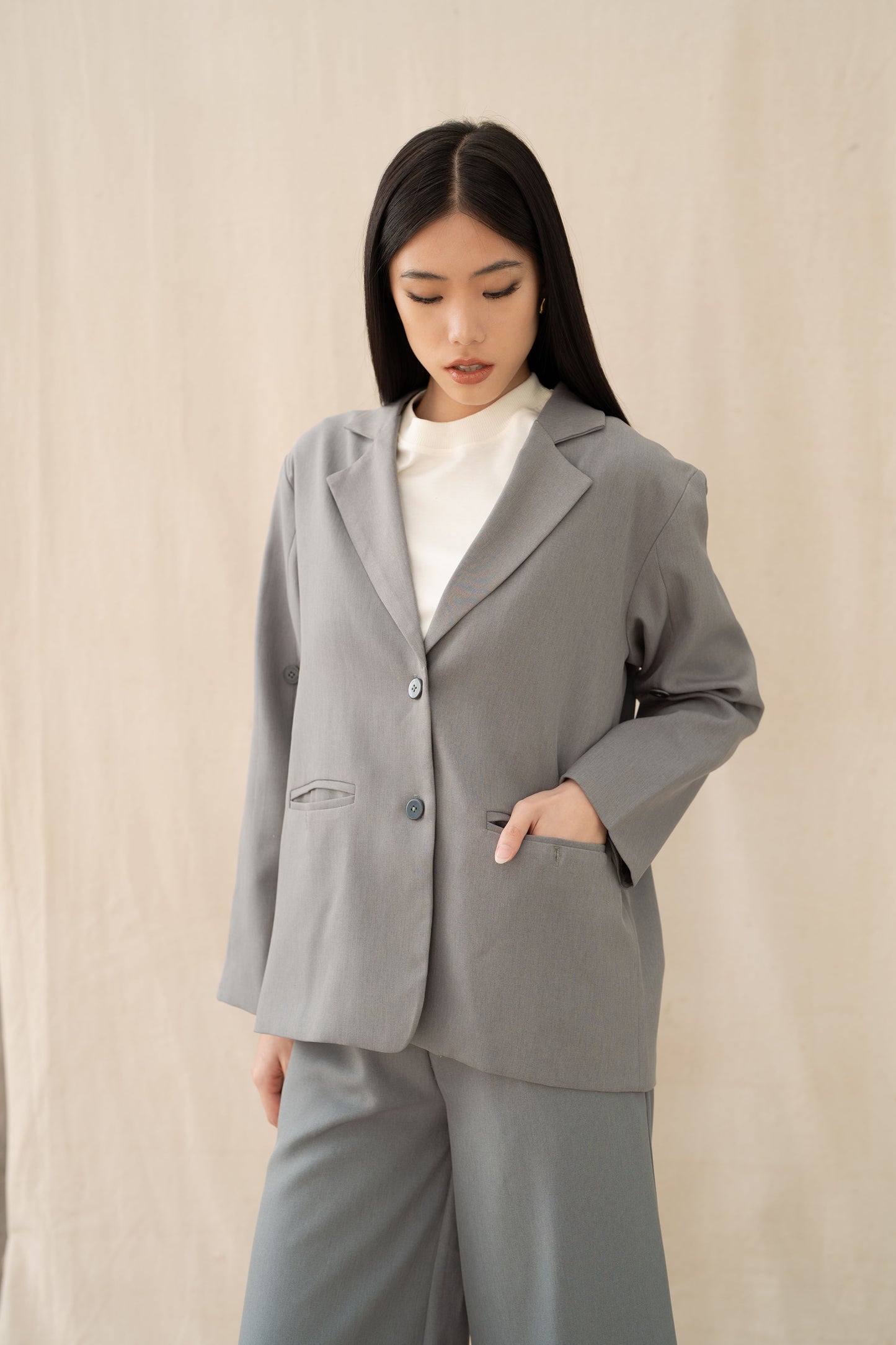Essence Oversized Blazer