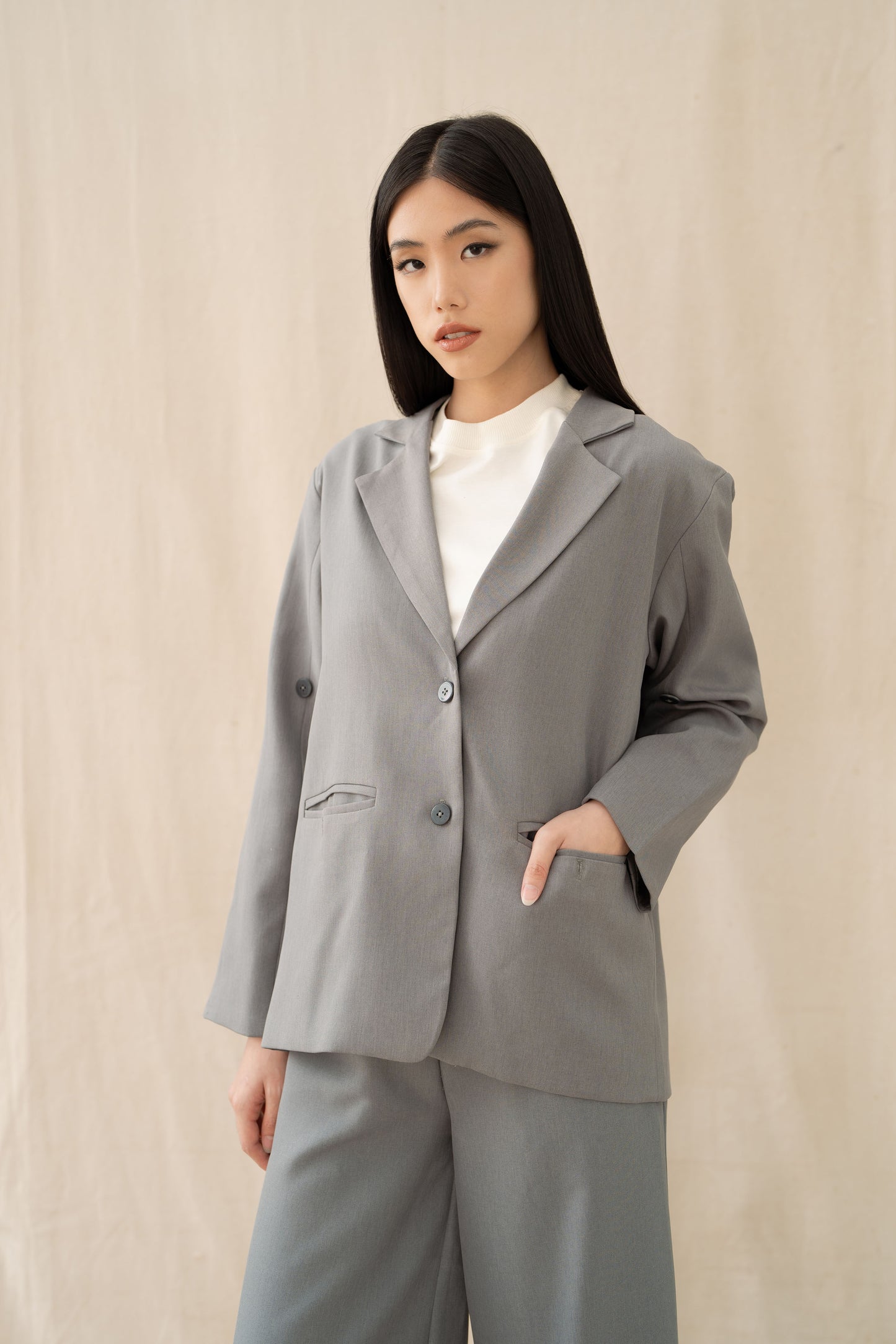 Essence Oversized Blazer