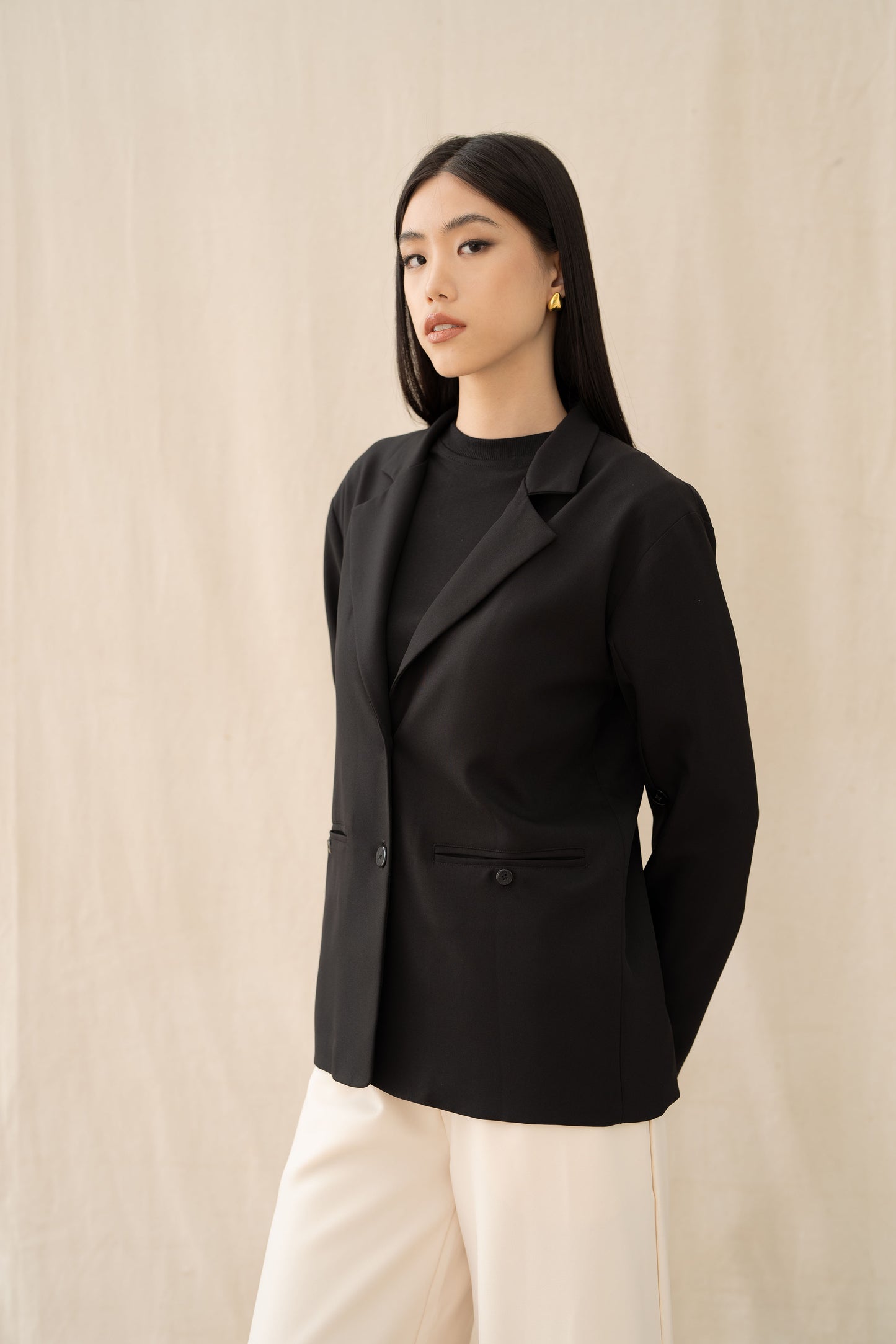 Essence Oversized Blazer