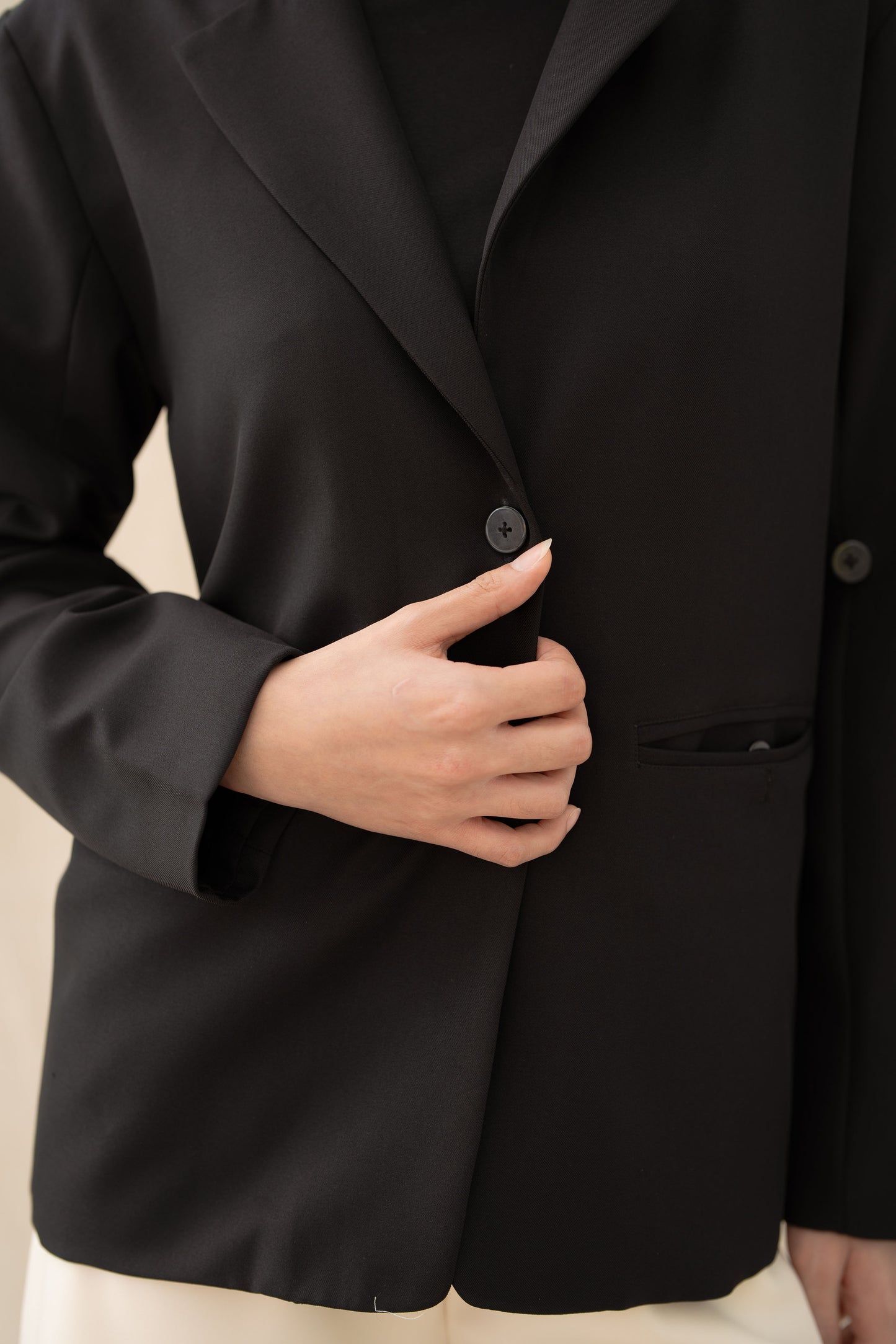 Essence Oversized Blazer