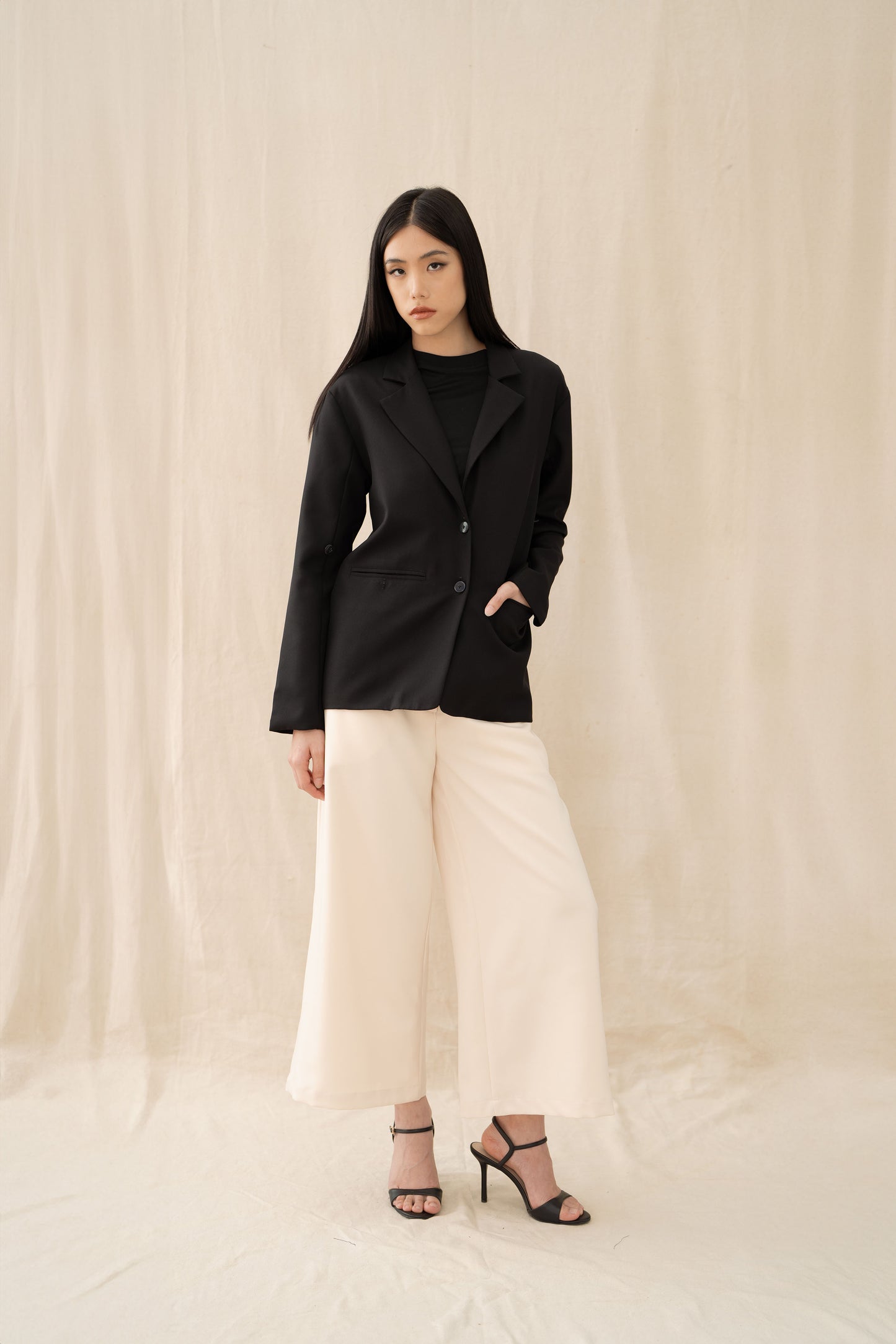 Essence Oversized Blazer