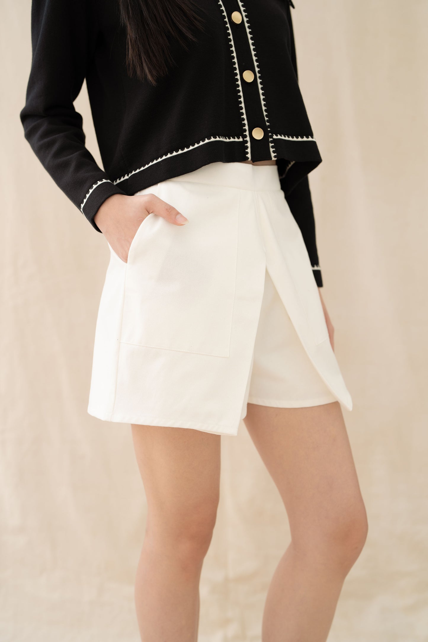 Essence Short