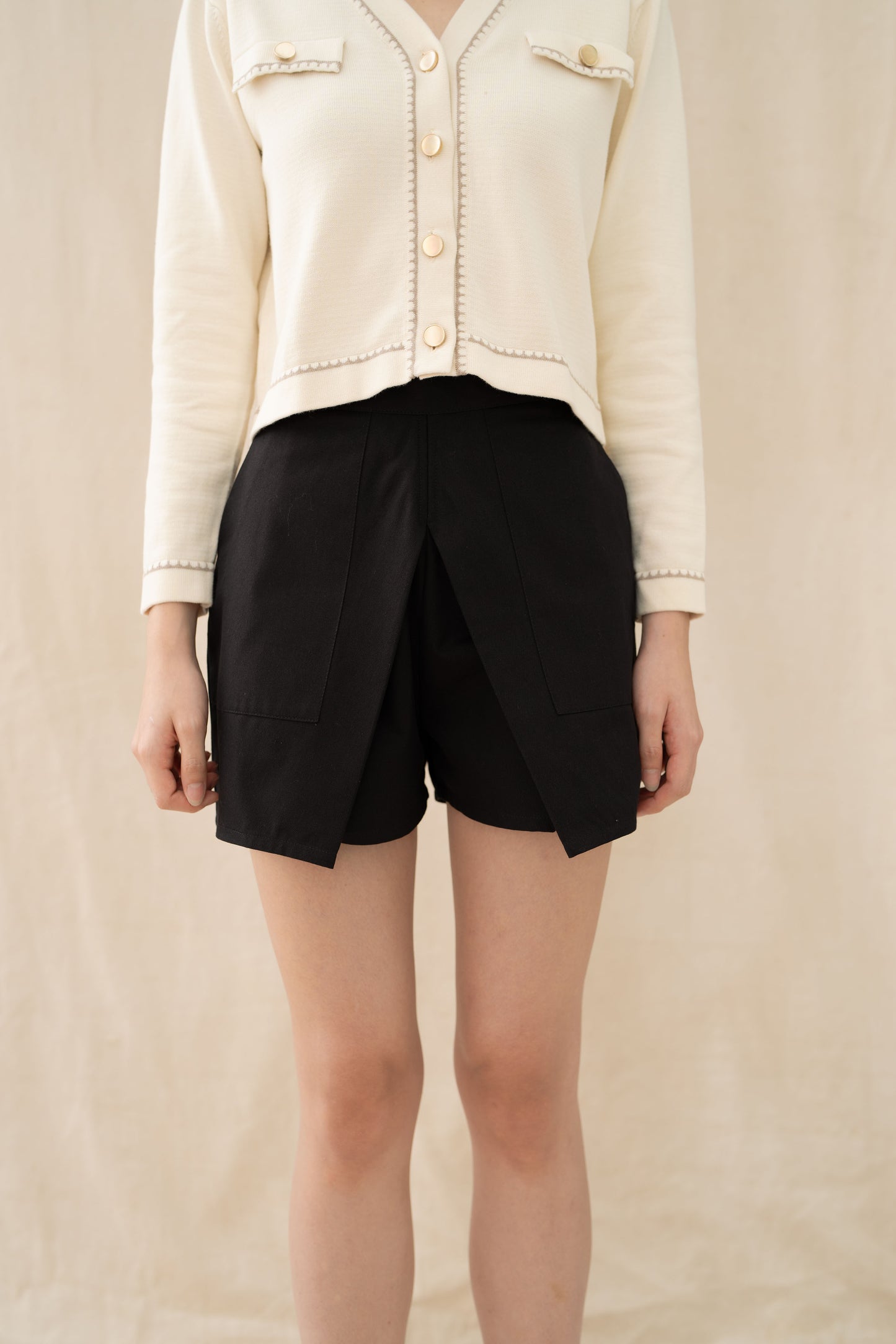 Essence Short