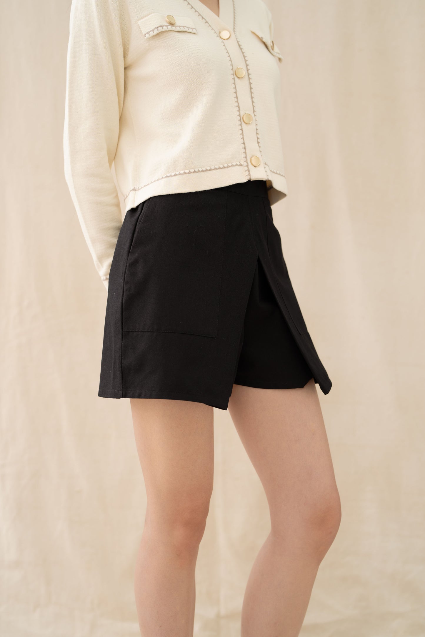 Essence Short