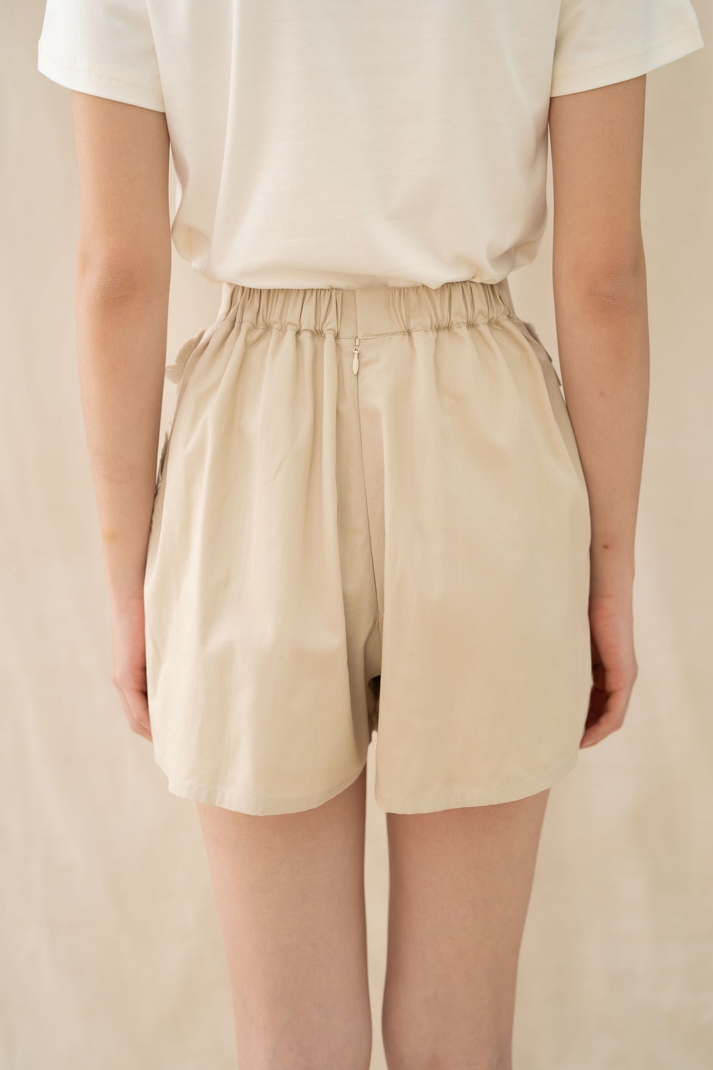 Essence Short With Embroidery