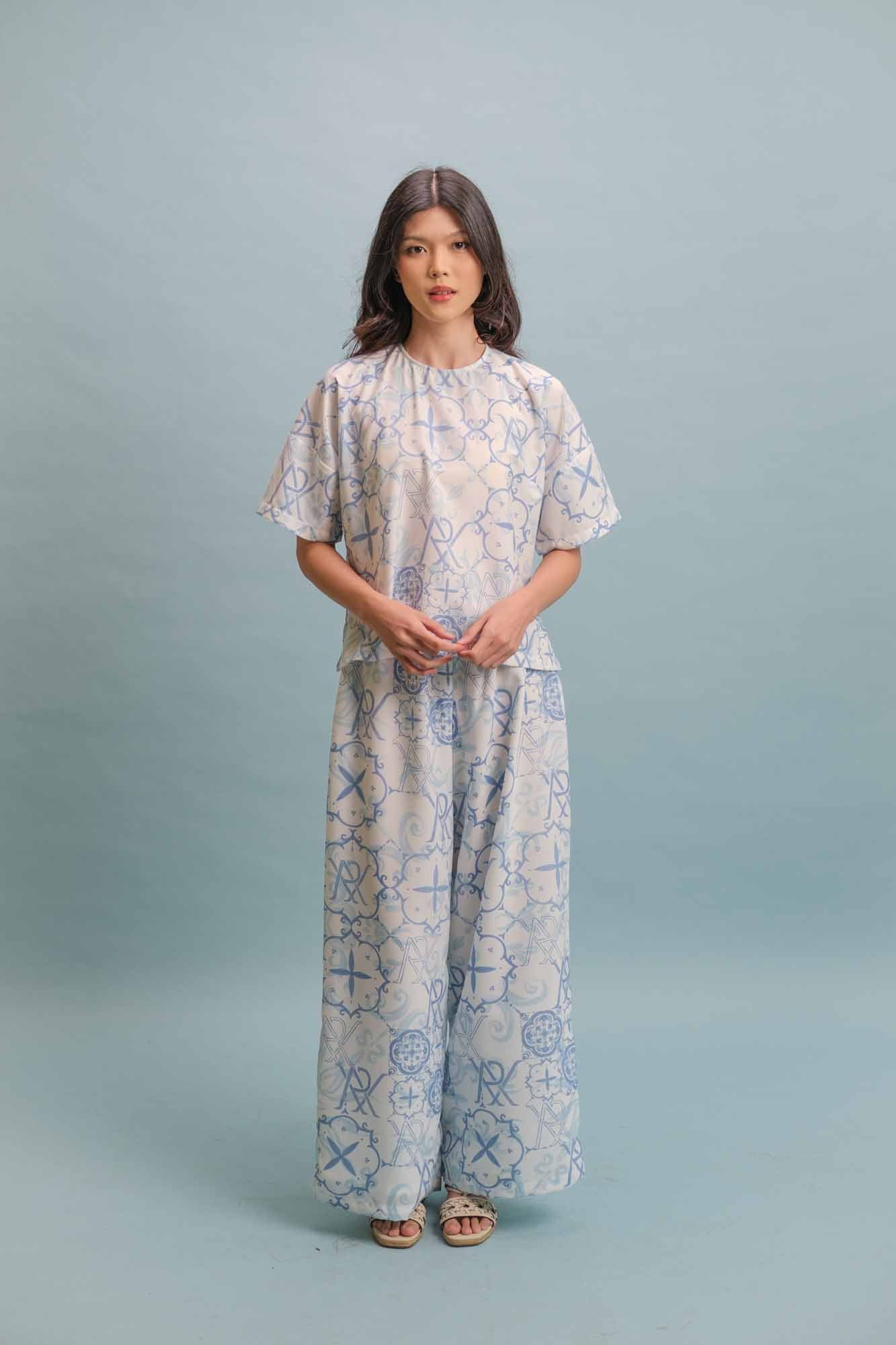 Sud Essence Pattern Top