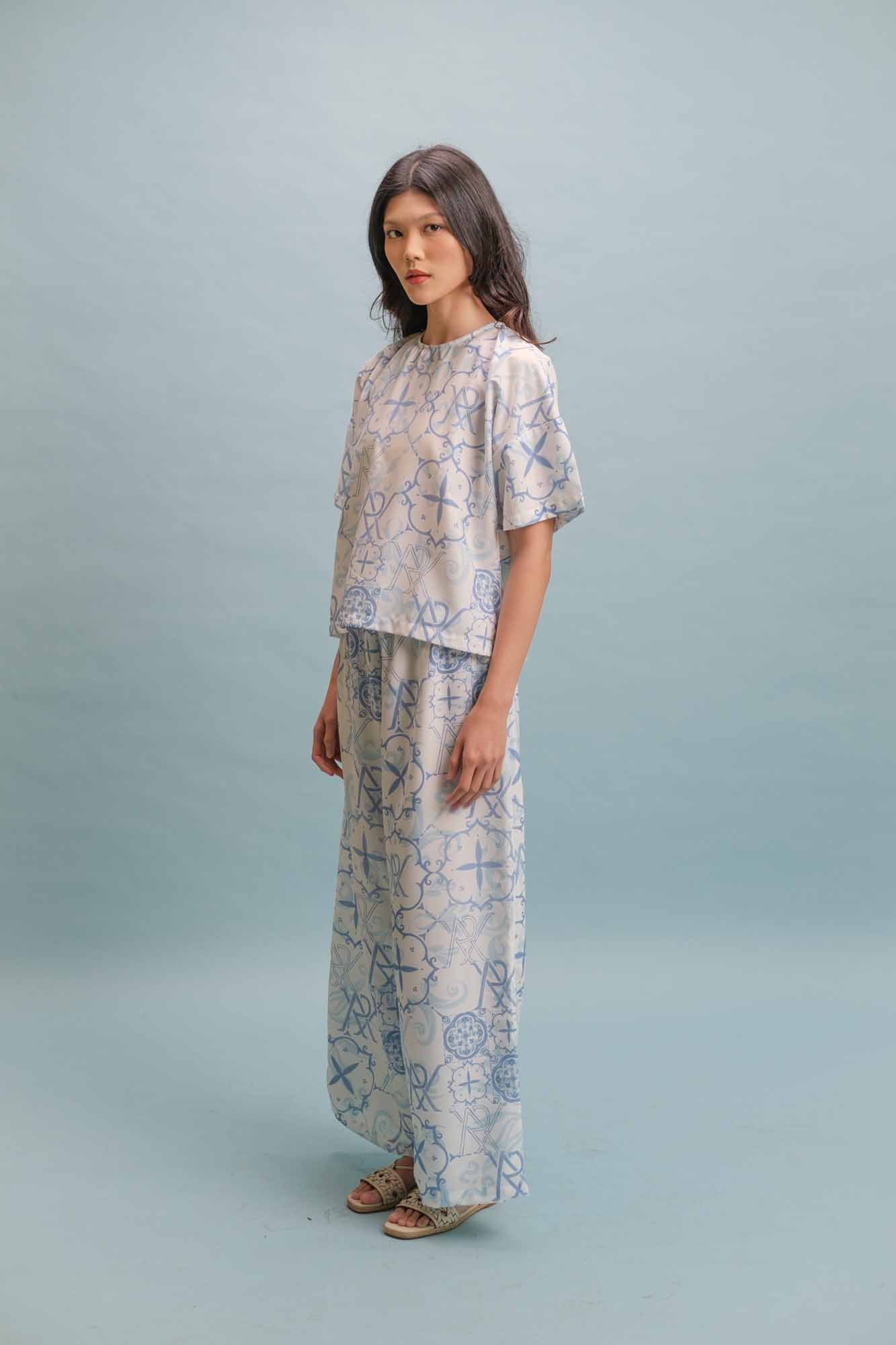 Sud Essence Pattern Top