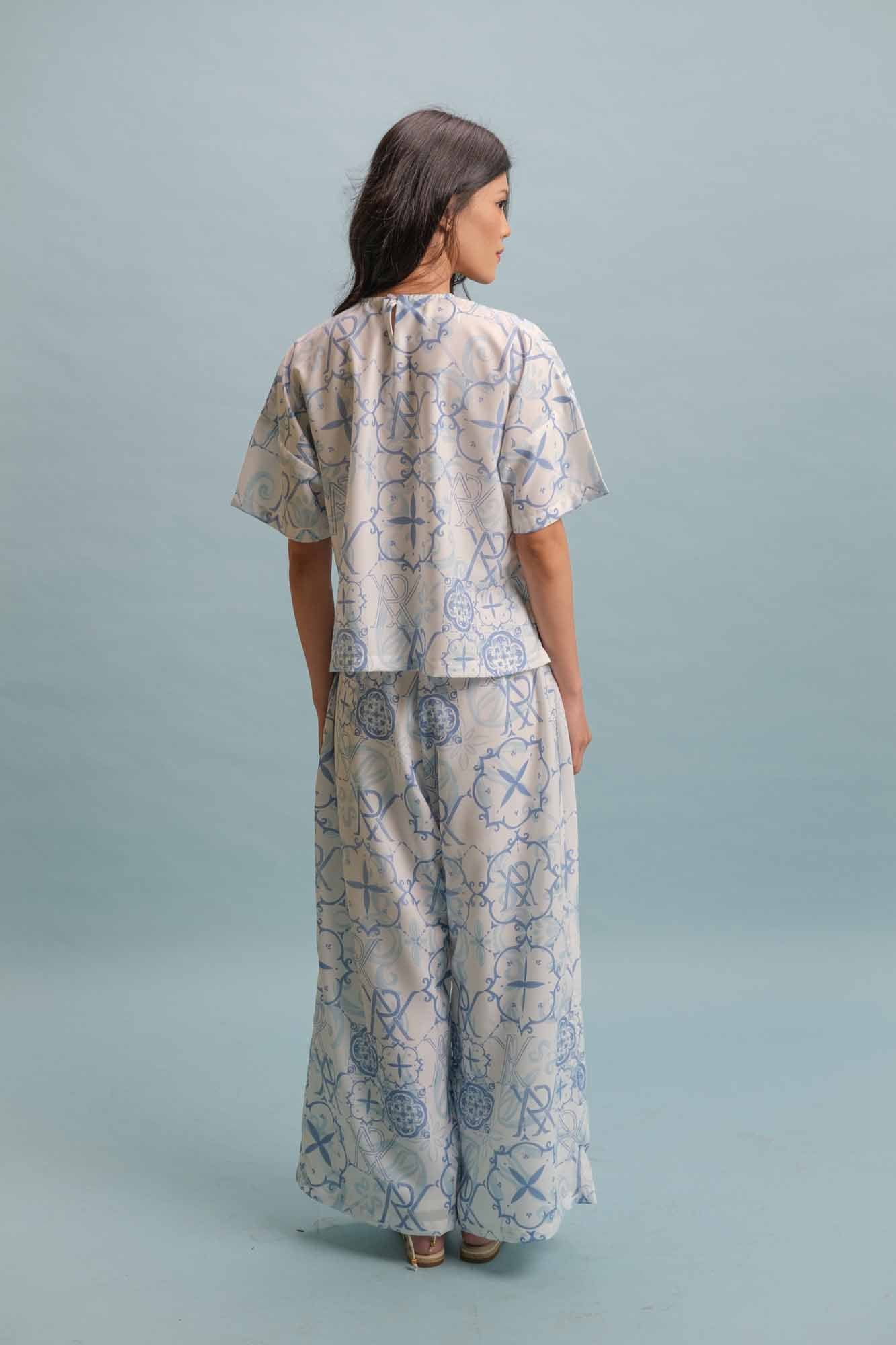 Sud Essence Pattern Top
