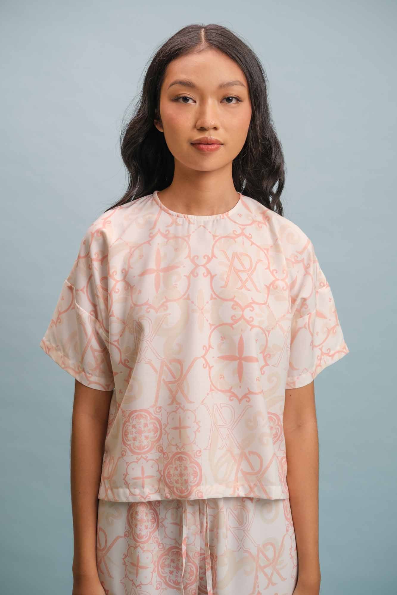 Sud Essence Pattern Top