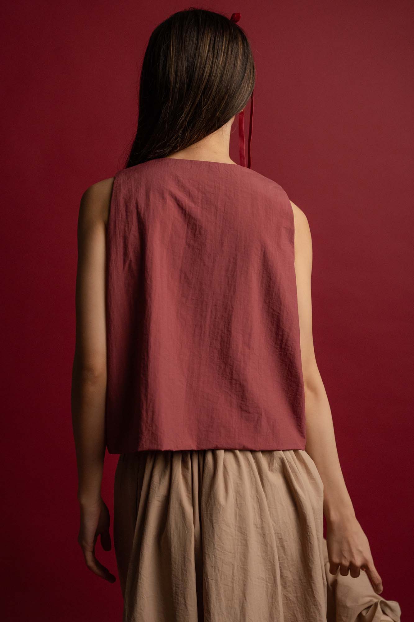 Petals Embroidery Vest