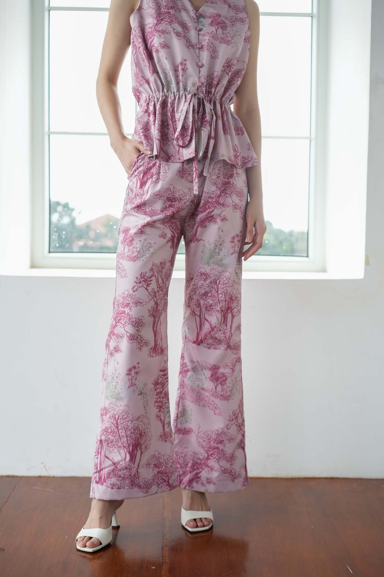 Home Woman Pattern Pants