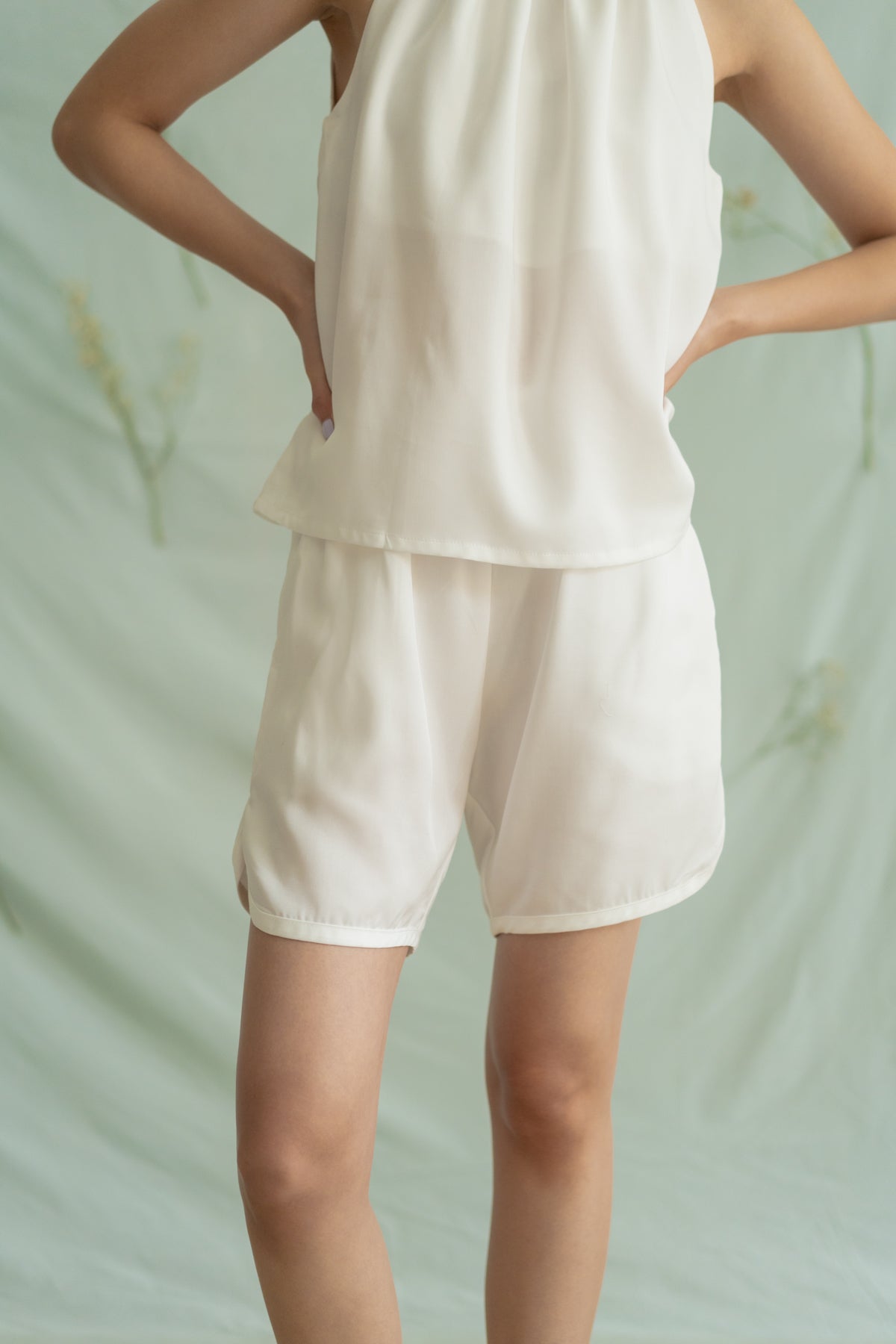 STR Embroidery short