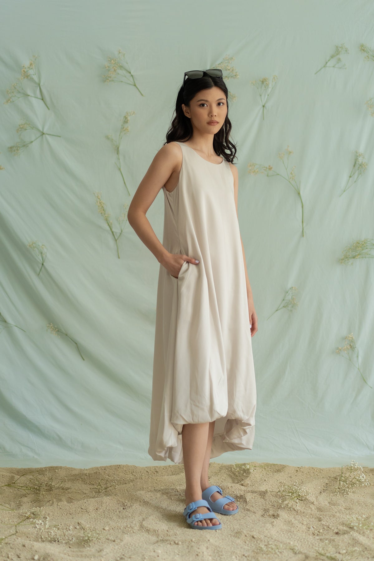 STR puff dress