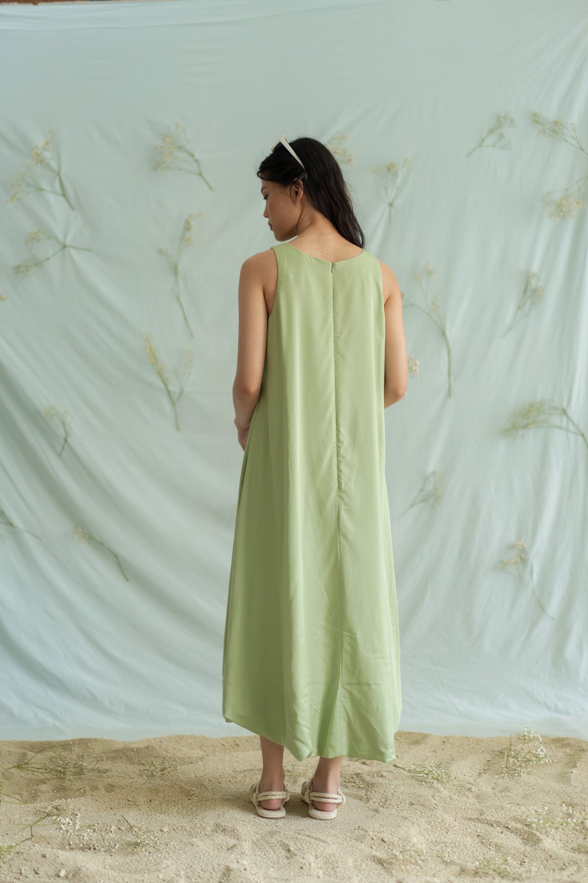 STR puff dress
