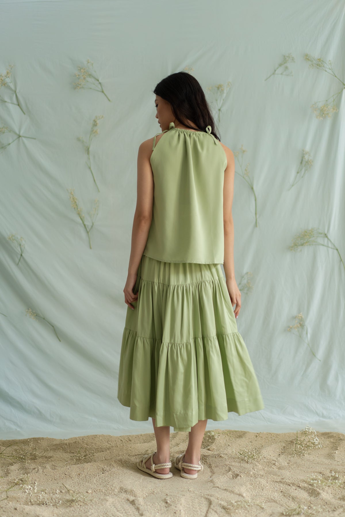 STR paneled skirt