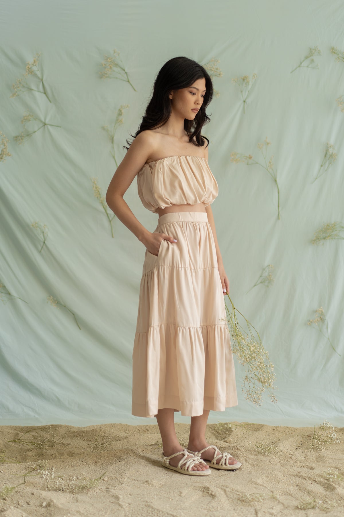 STR paneled skirt