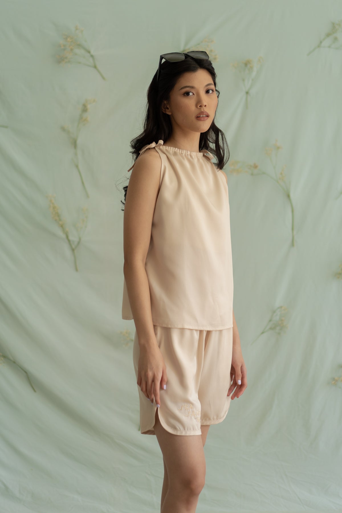 STR halter neck top