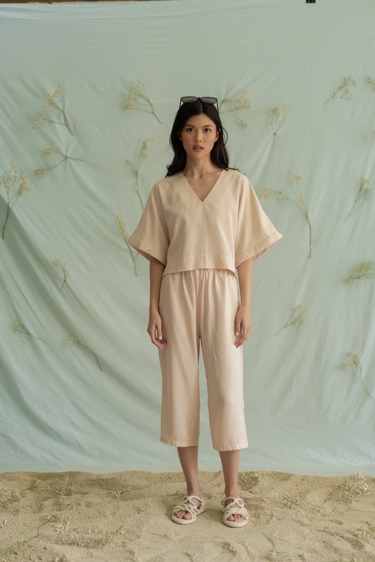STR embroidery pants