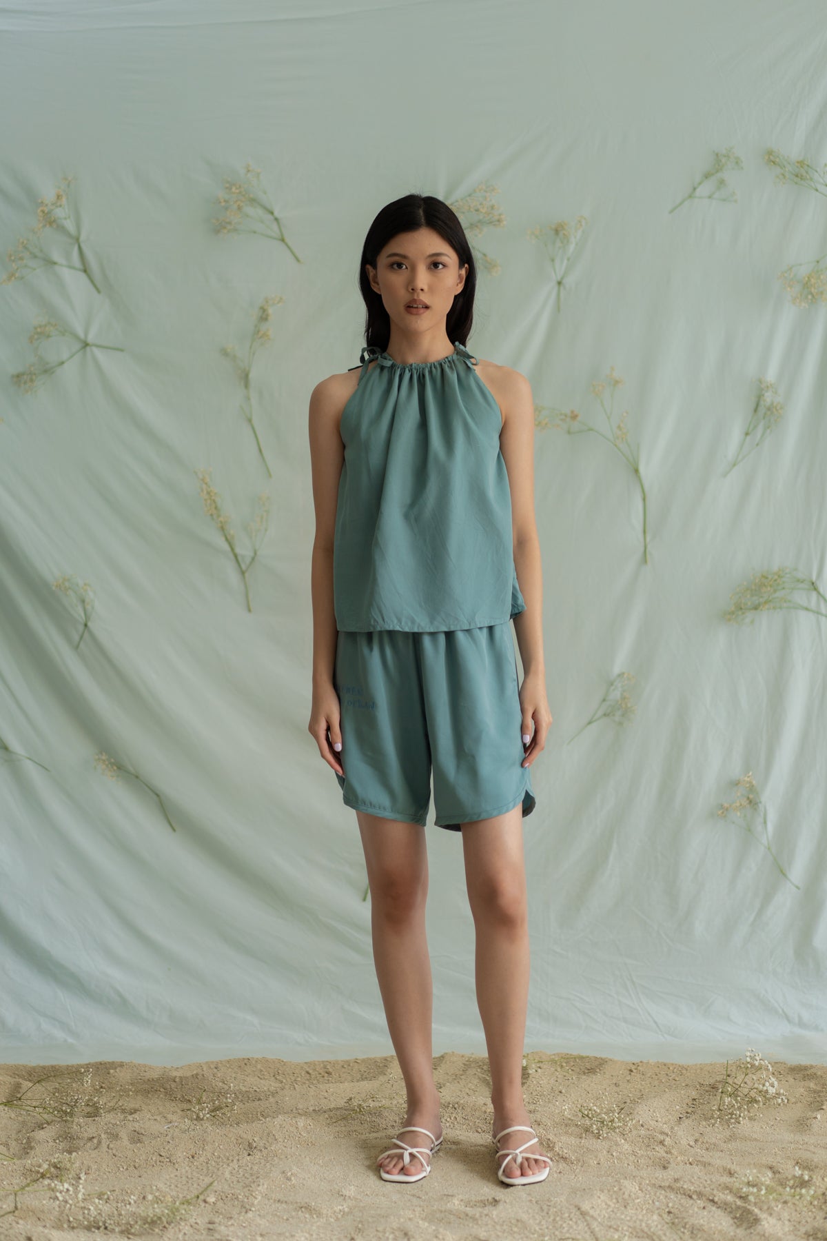 STR Embroidery short