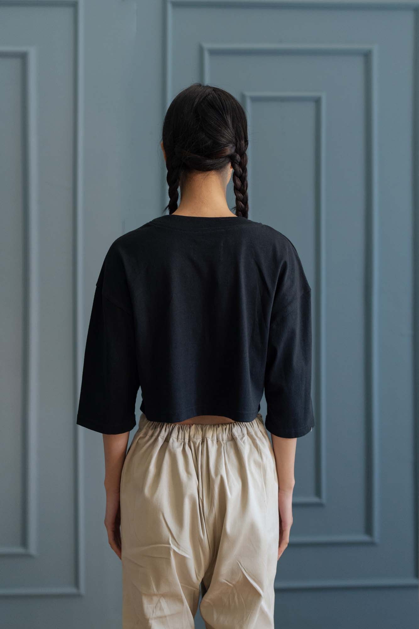 NVR Anagram Crop T-shirt in Licorice