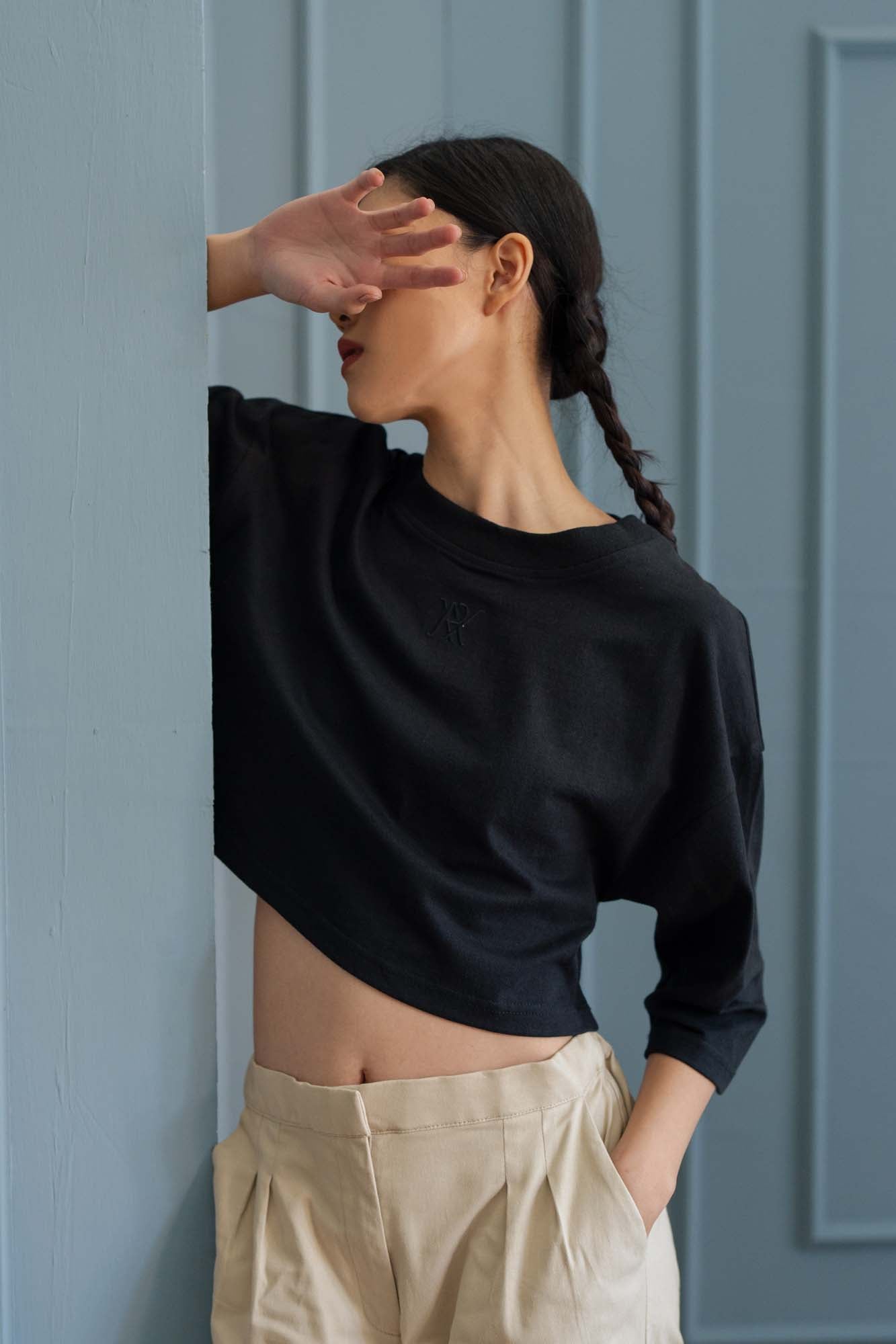 NVR Anagram Crop T-shirt in Licorice