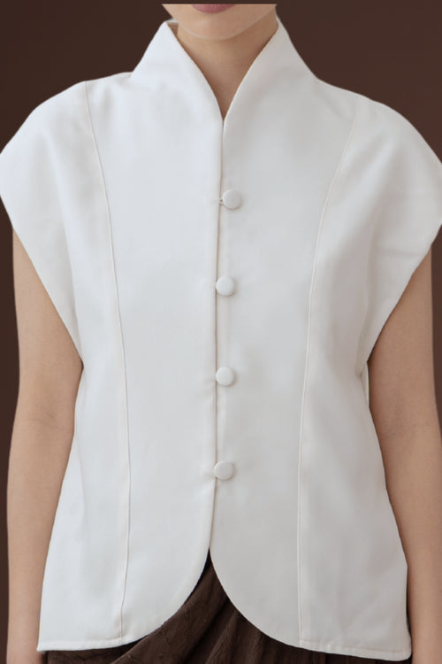 Senandika Kebaya Top in Buttermilk - Belt Included