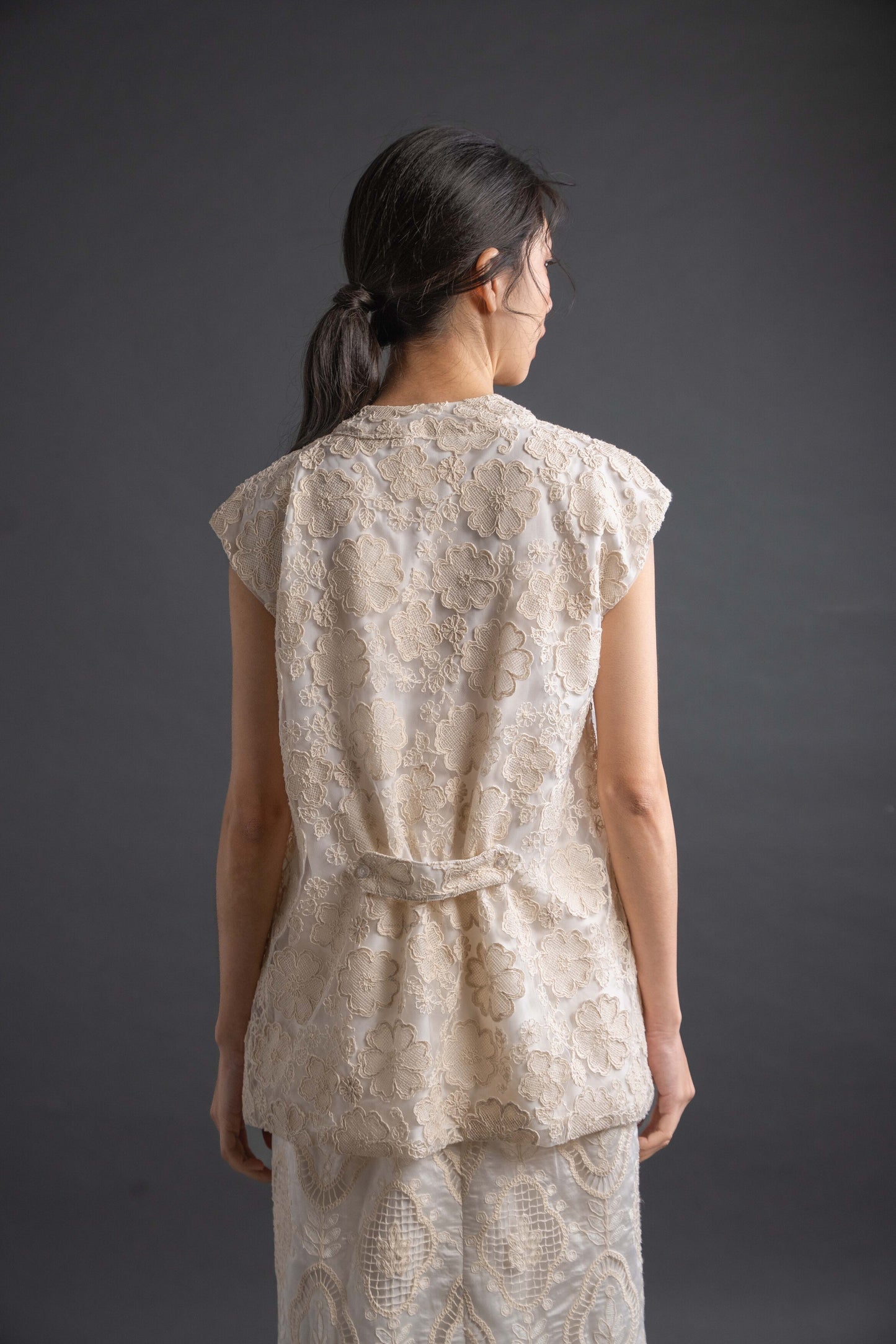PO HT Bloom Embroidery Shirt