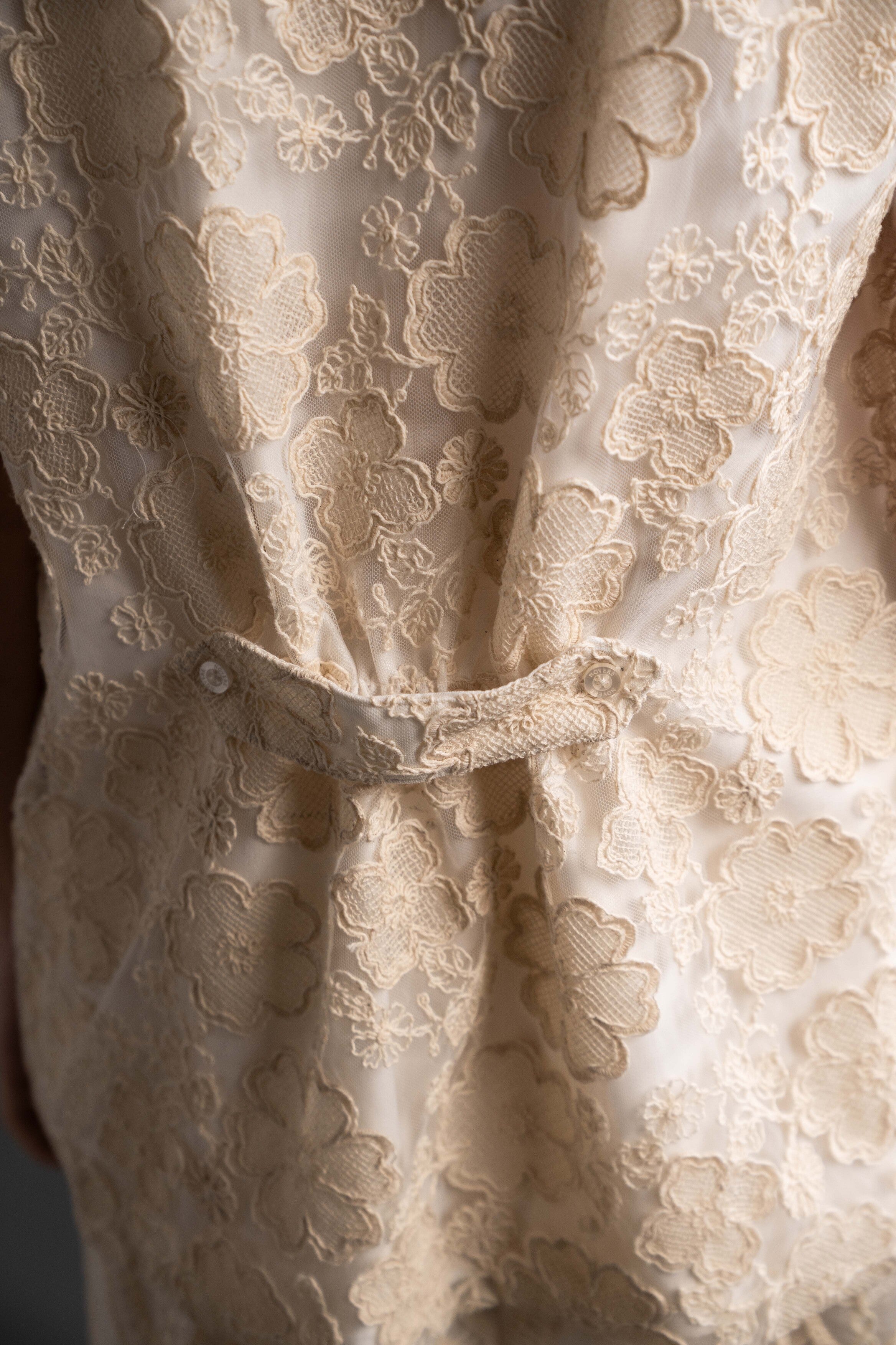 HT Bloom Embroidery Shirt