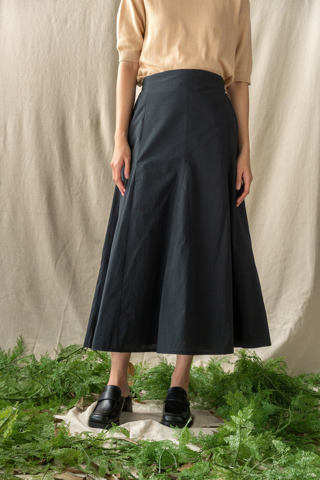 Enchantress Symmetric Skirt
