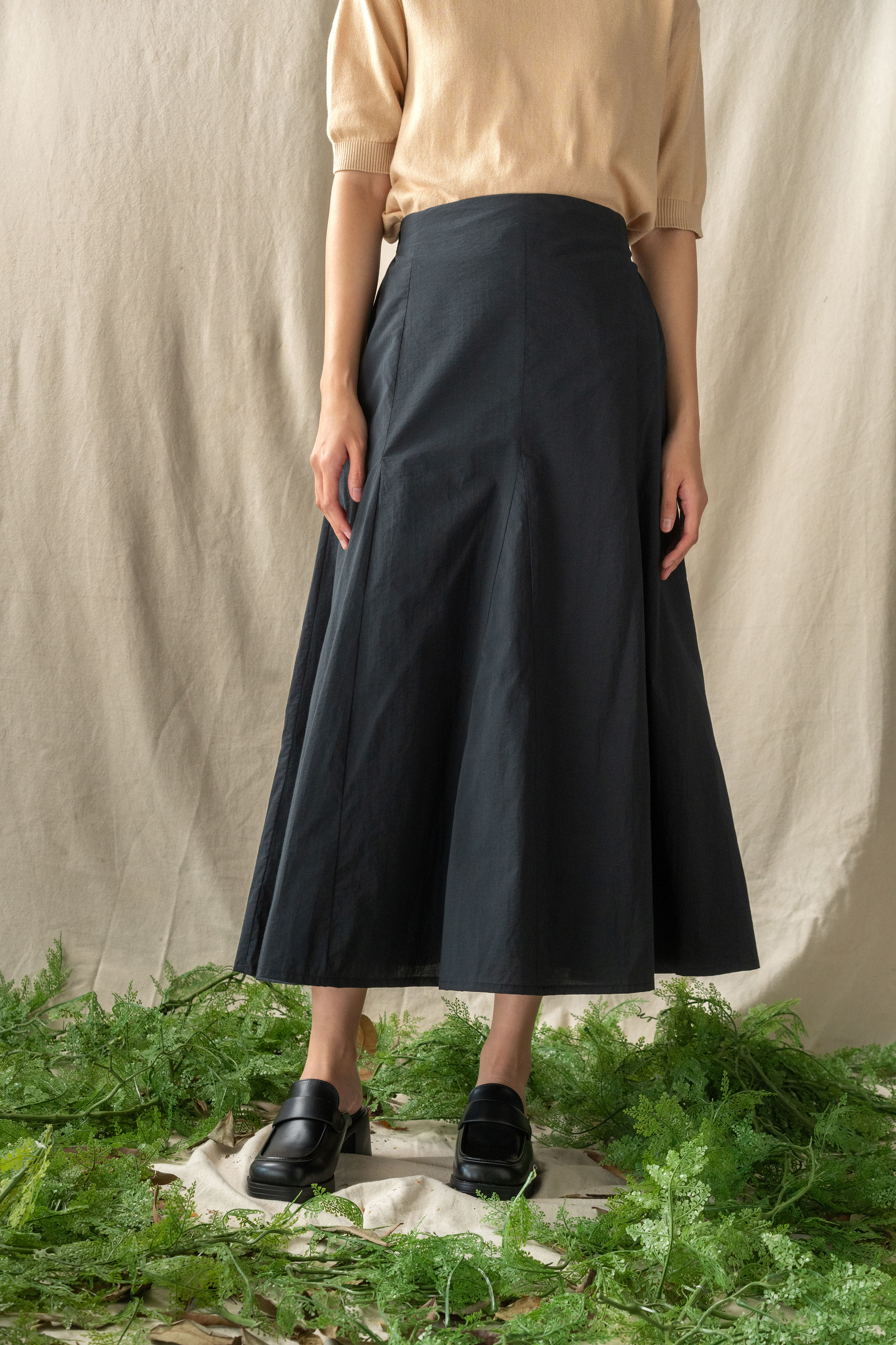 Enchantress Symmetric Skirt