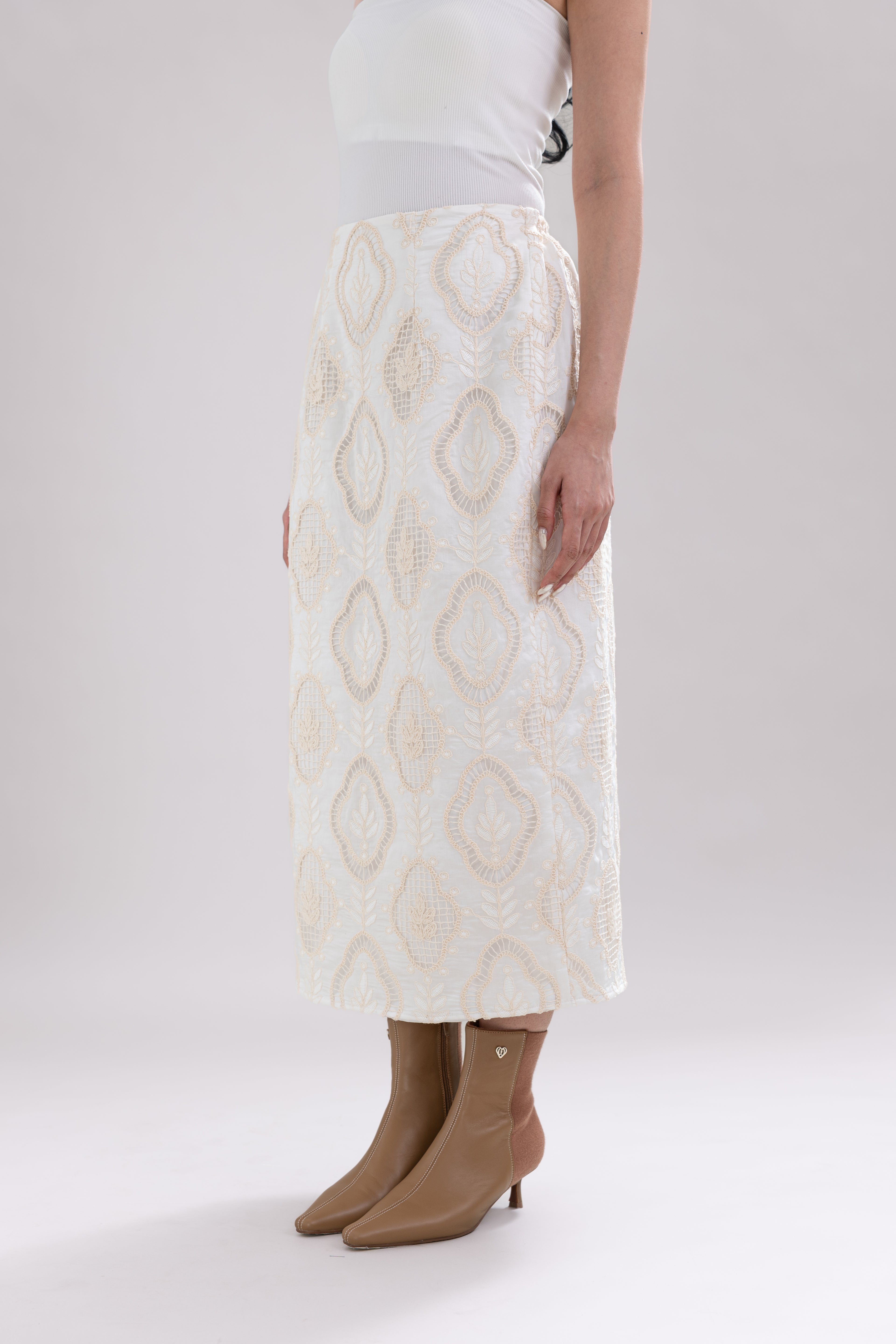 HT Embroidery Skirt in Buttermilk