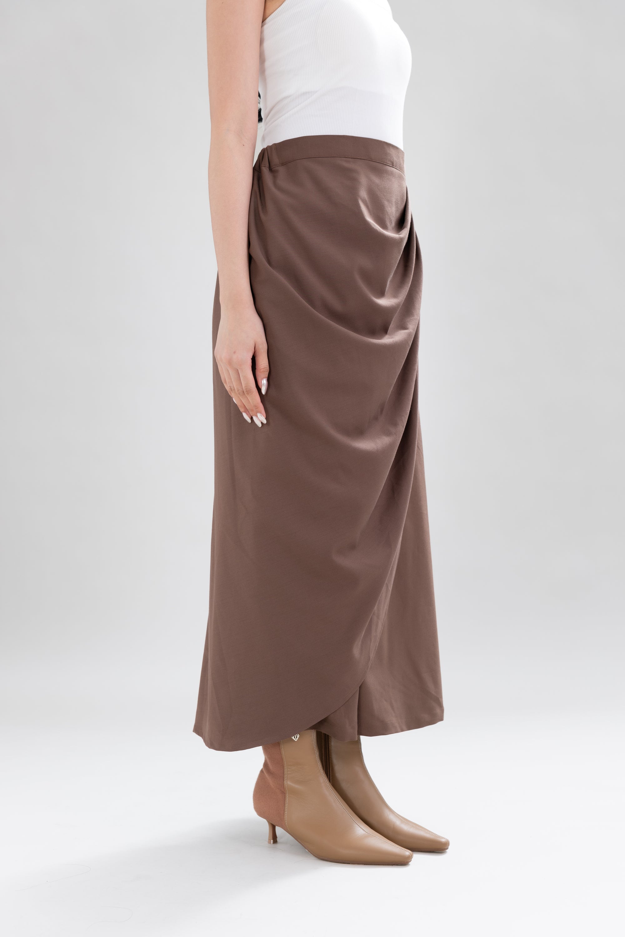 HT Heart Stitch Skirt in Brown