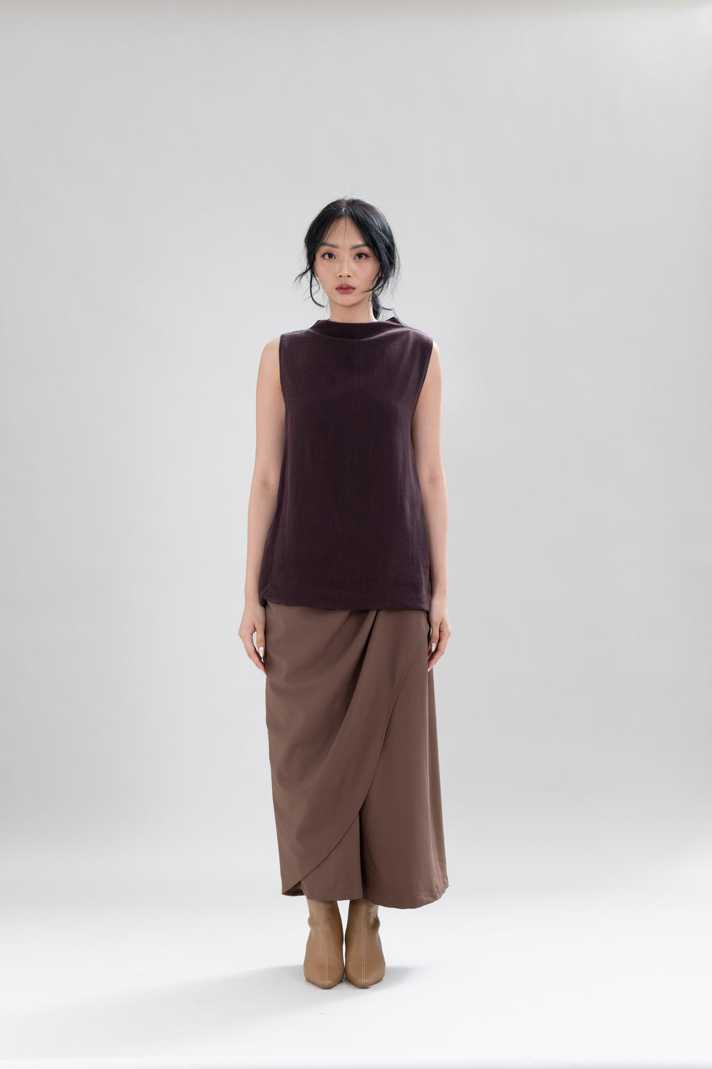 HT Drape Sleeveless Top in Dark Brown