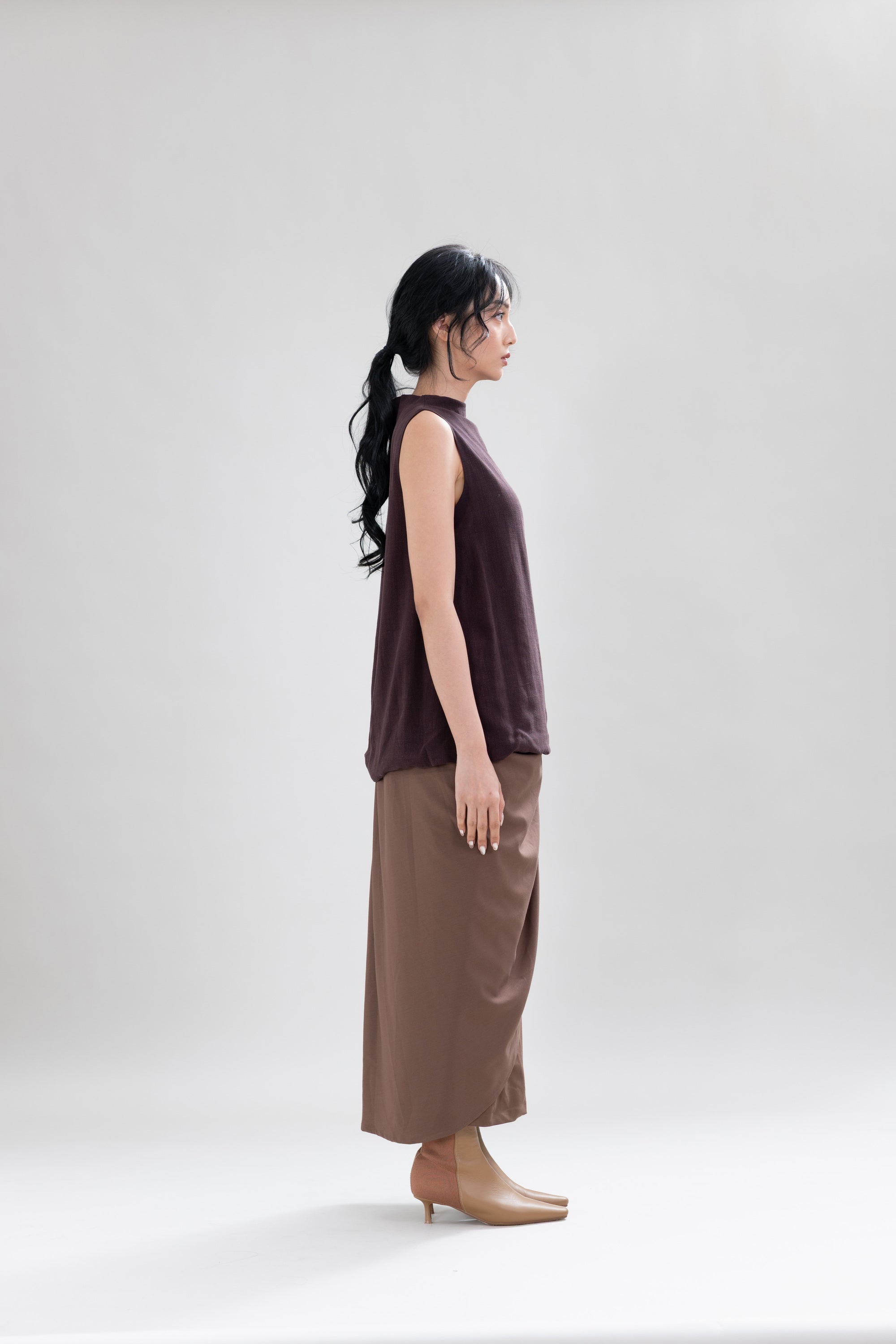HT Drape Sleeveless Top in Dark Brown