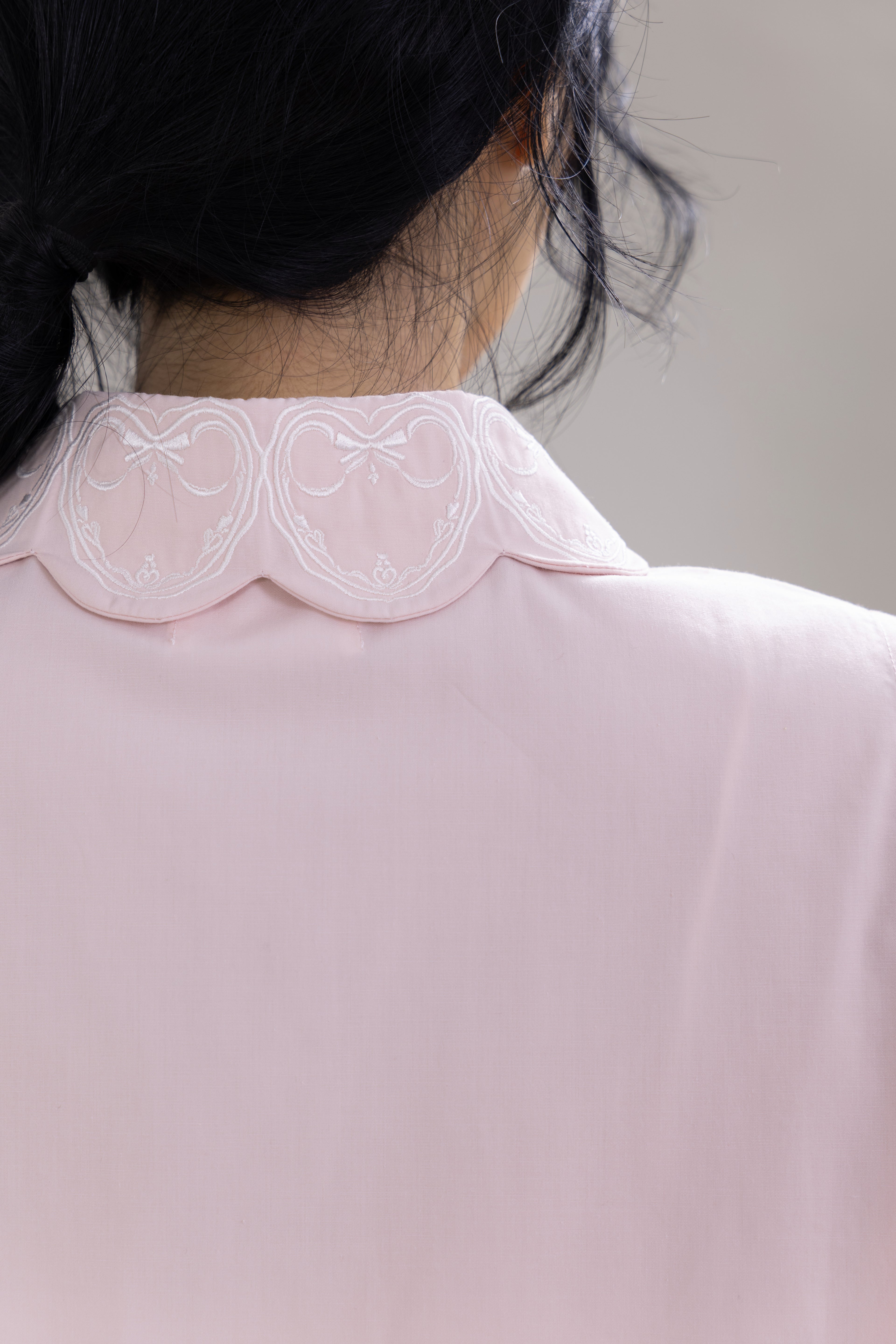 HT Embroidery Collar Sleeveless Shirt in Hey Baby