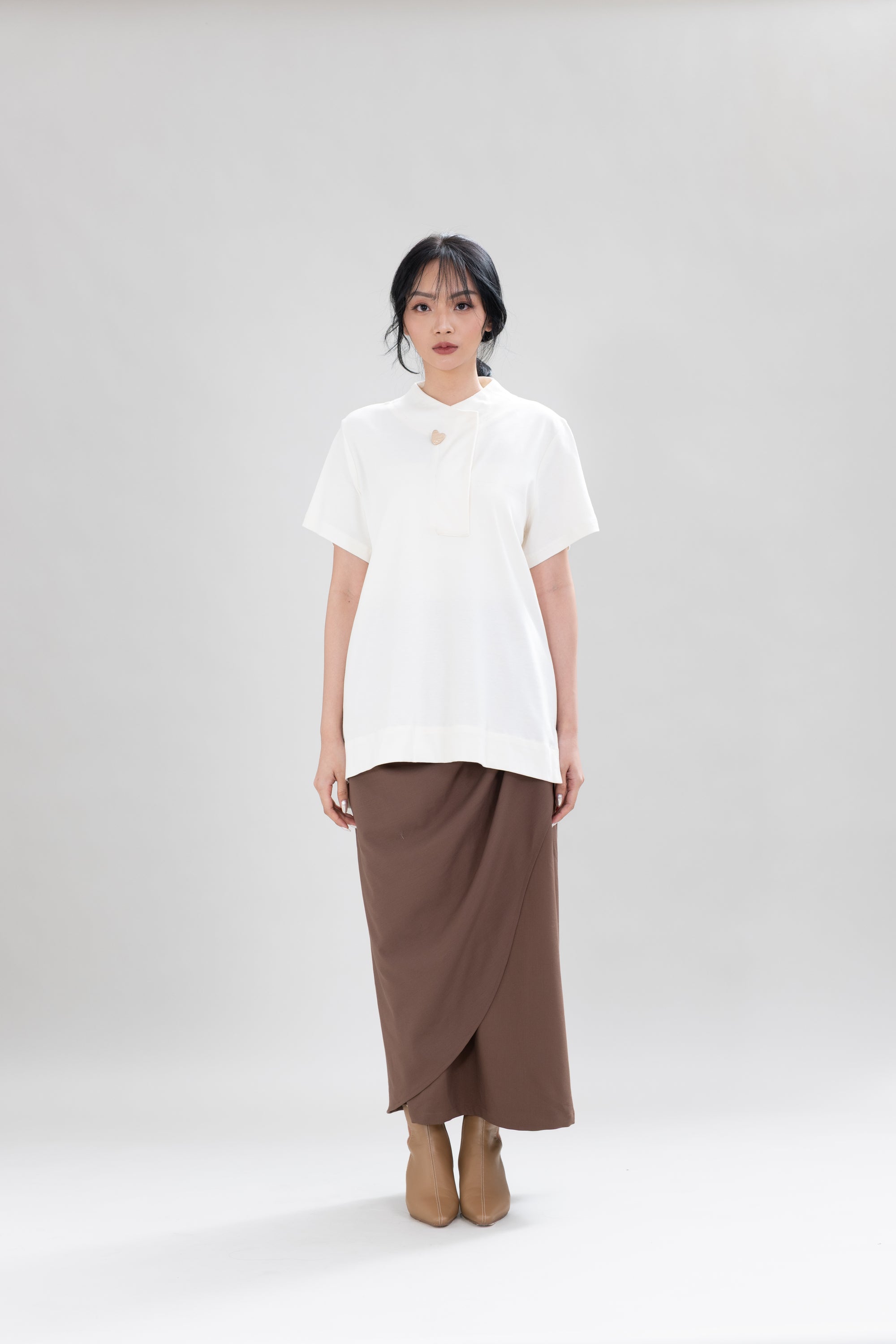 HT Big Heart Button Top in Buttermilk