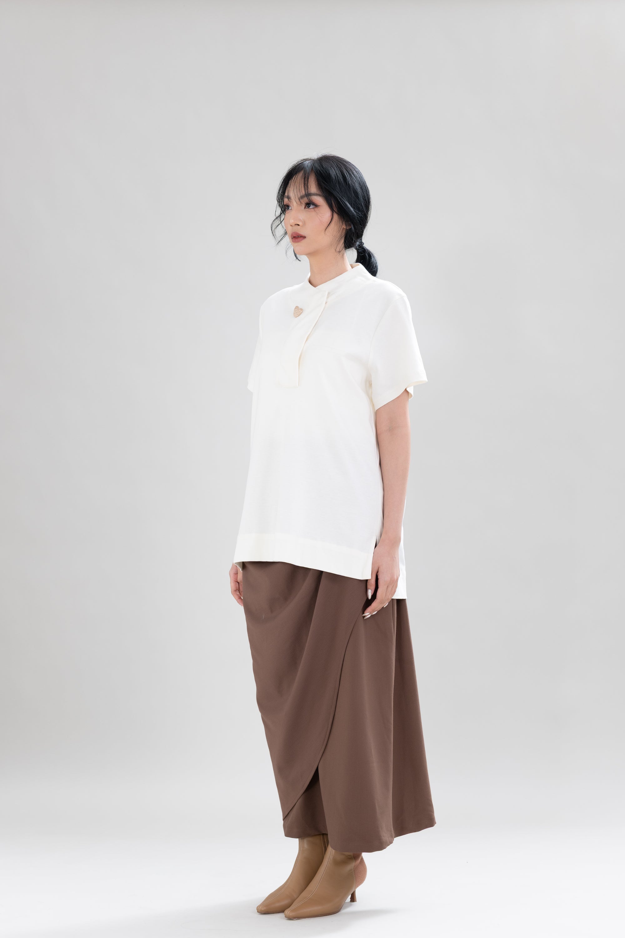 HT Big Heart Button Top in Buttermilk