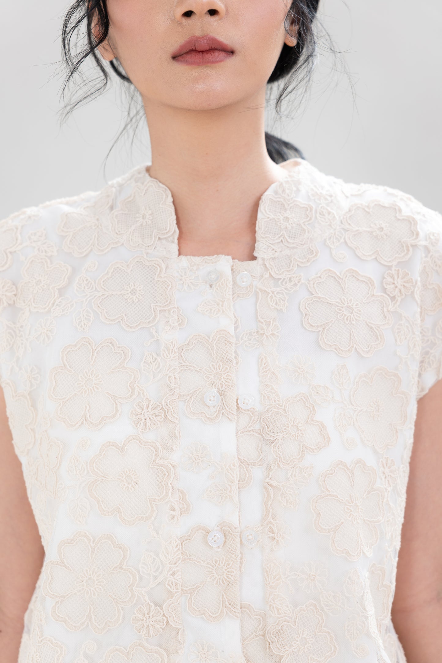 PO HT Bloom Embroidery Shirt
