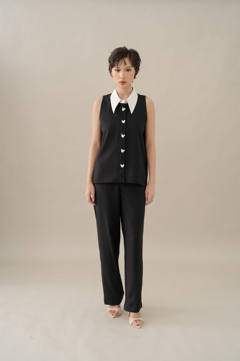 MM Button Sleeveless Top in Licorice