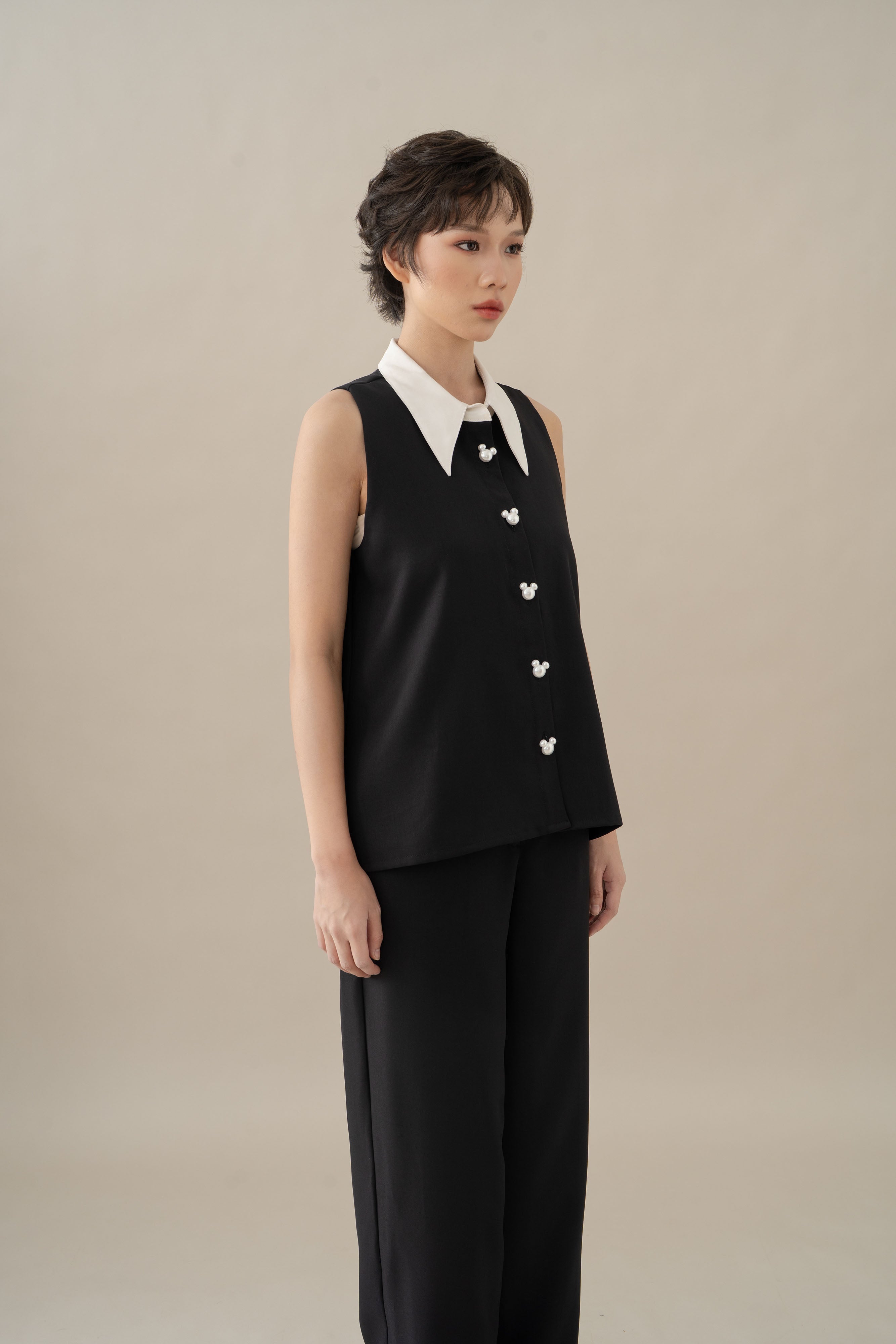 MM Button Sleeveless Top in Licorice