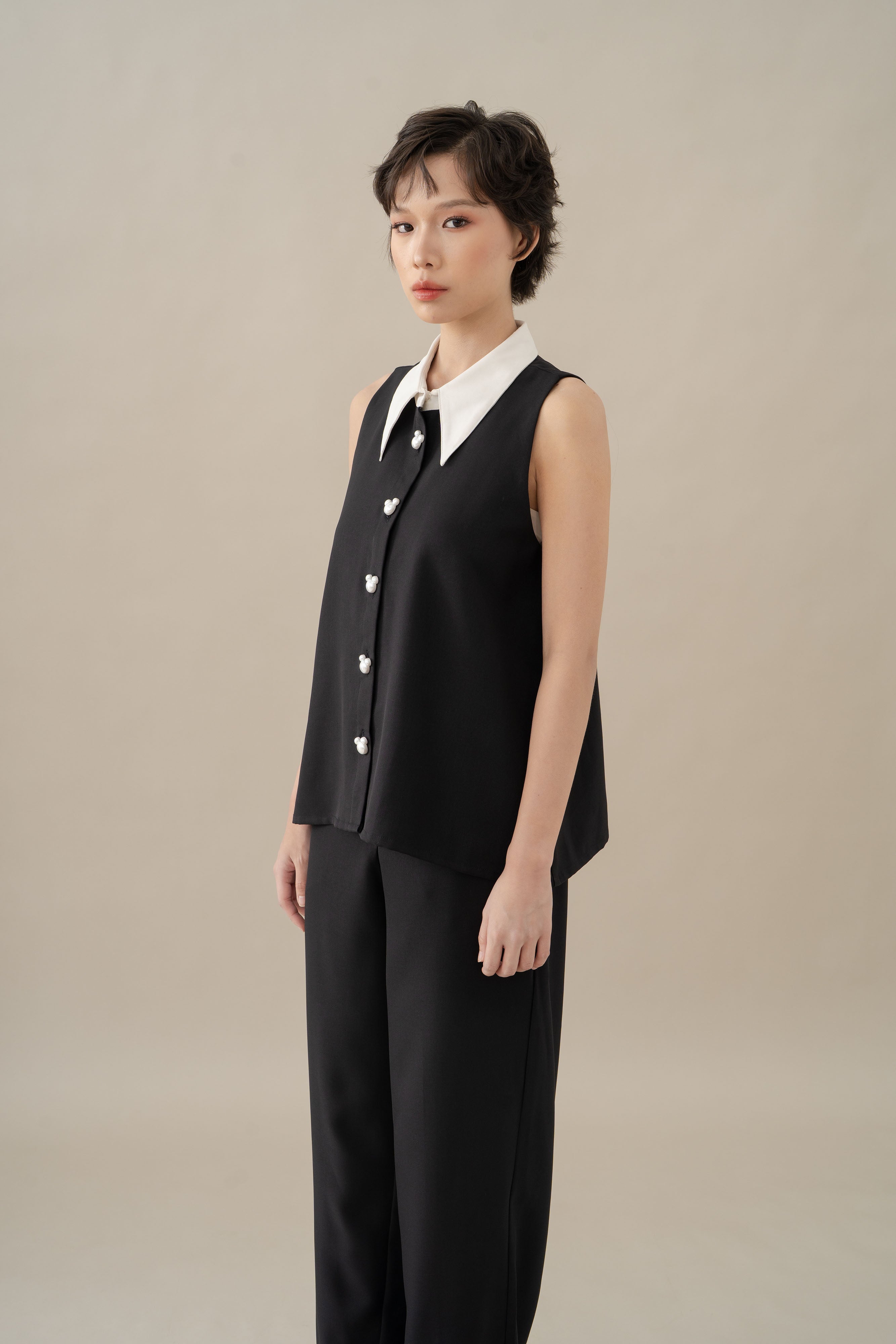 MM Button Sleeveless Top in Licorice