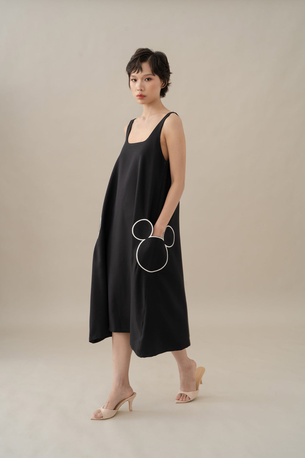 MM Embroidery Pocket Dress in Licorice