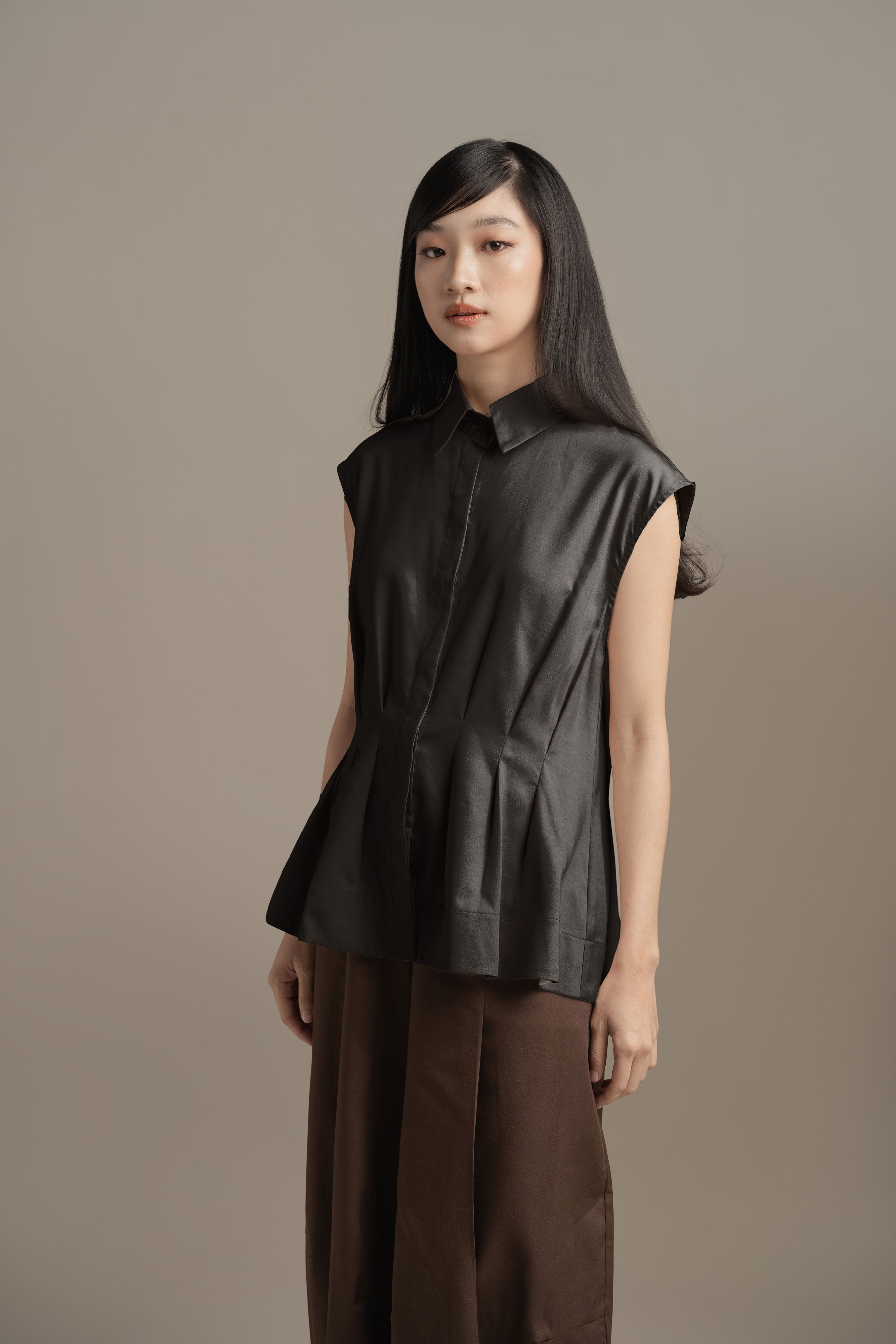 BL Peplum Shirt in Licorice (Shipment Date: 5 May - 18 May 2026)