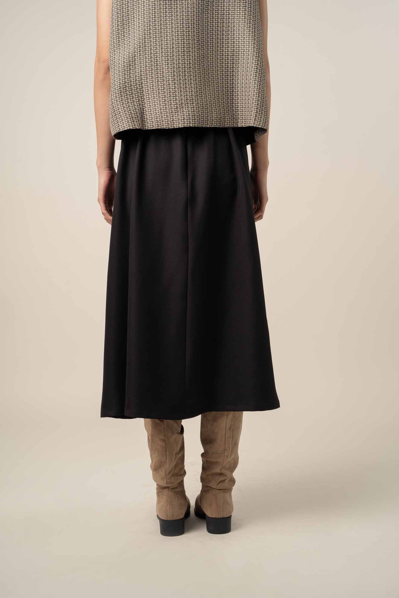 NVR OUAD Midi Skirt