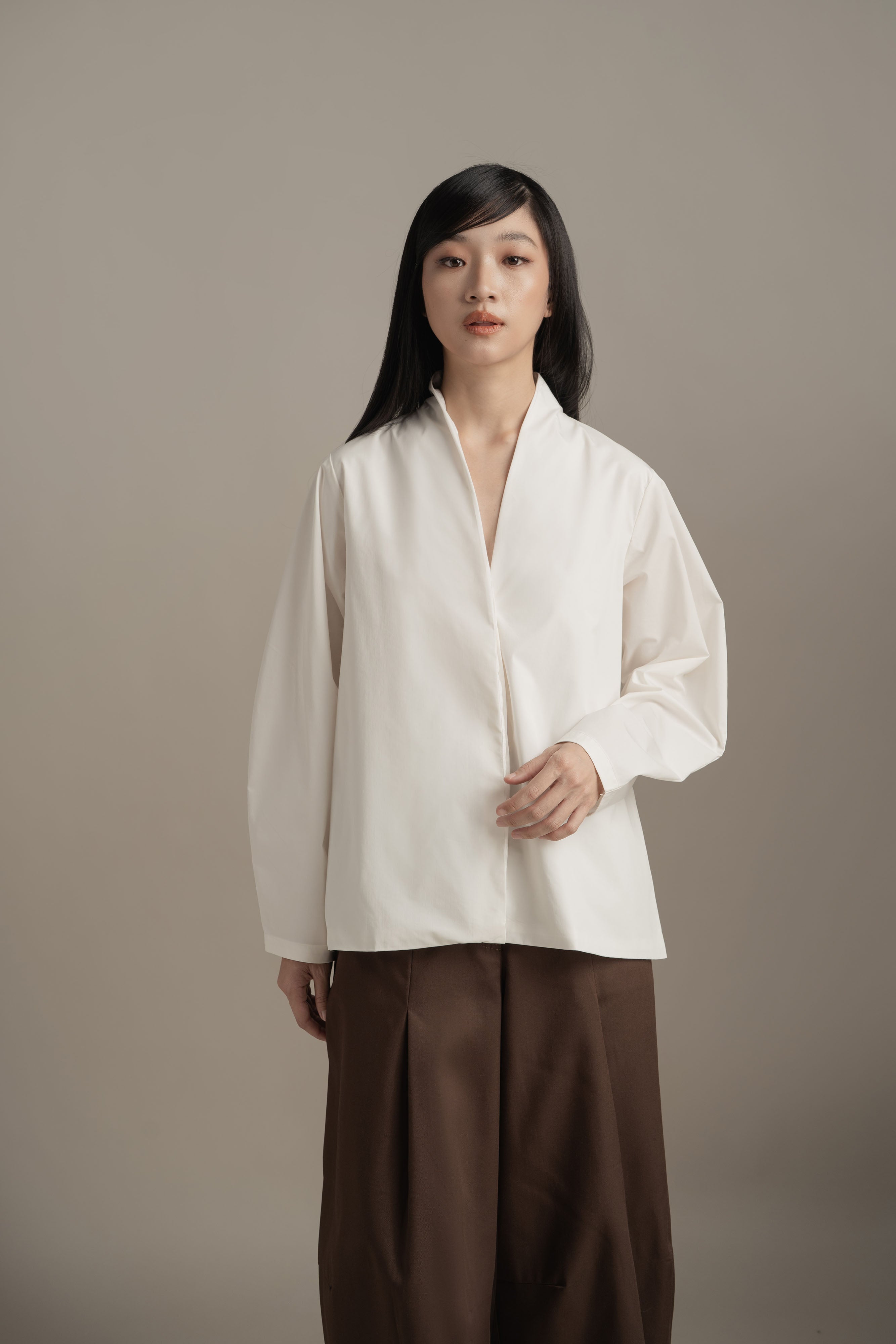 BL High Neck Shirt in Buttermilk (Shipment Date: 5 May - 18 May 2026)