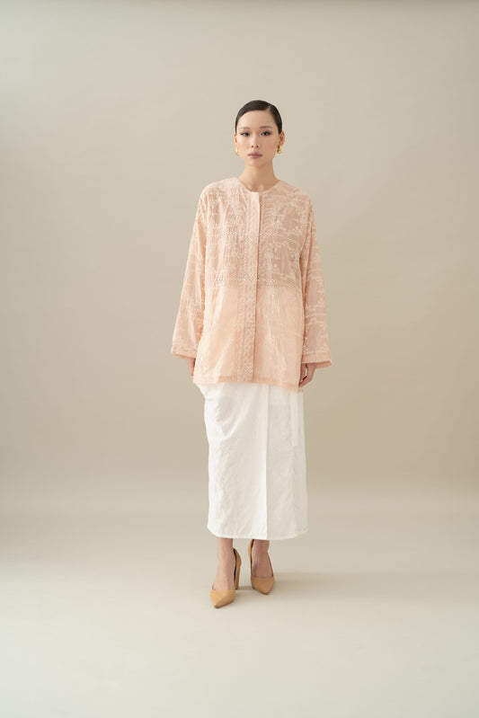 Lembayung Long Sleeve Top in Peach