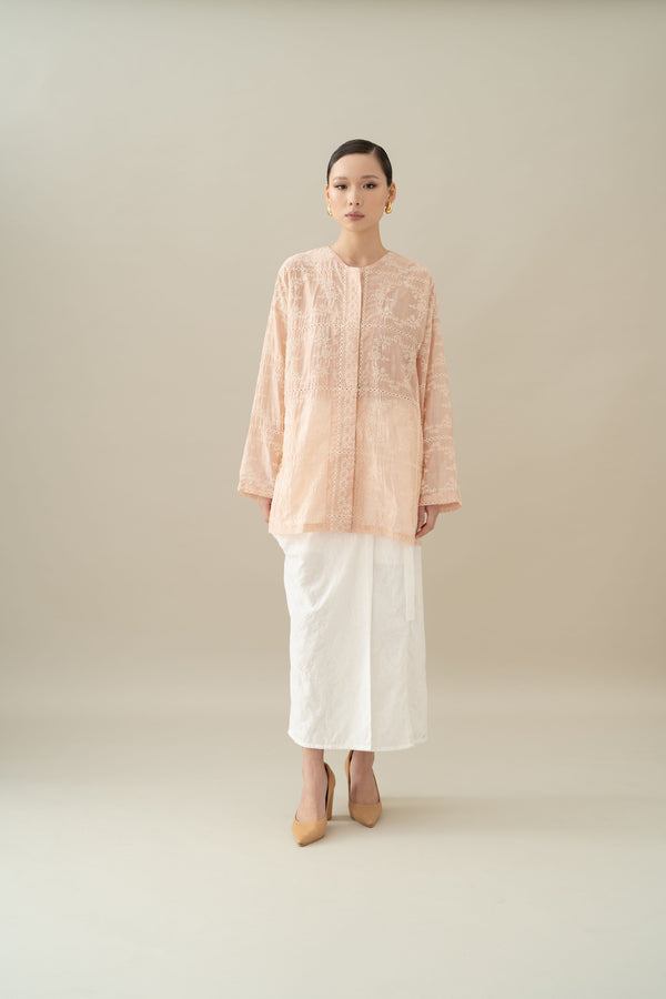 Lembayung Long Sleeve Top in Peach (Ready Shipment 11-25 March 2025)