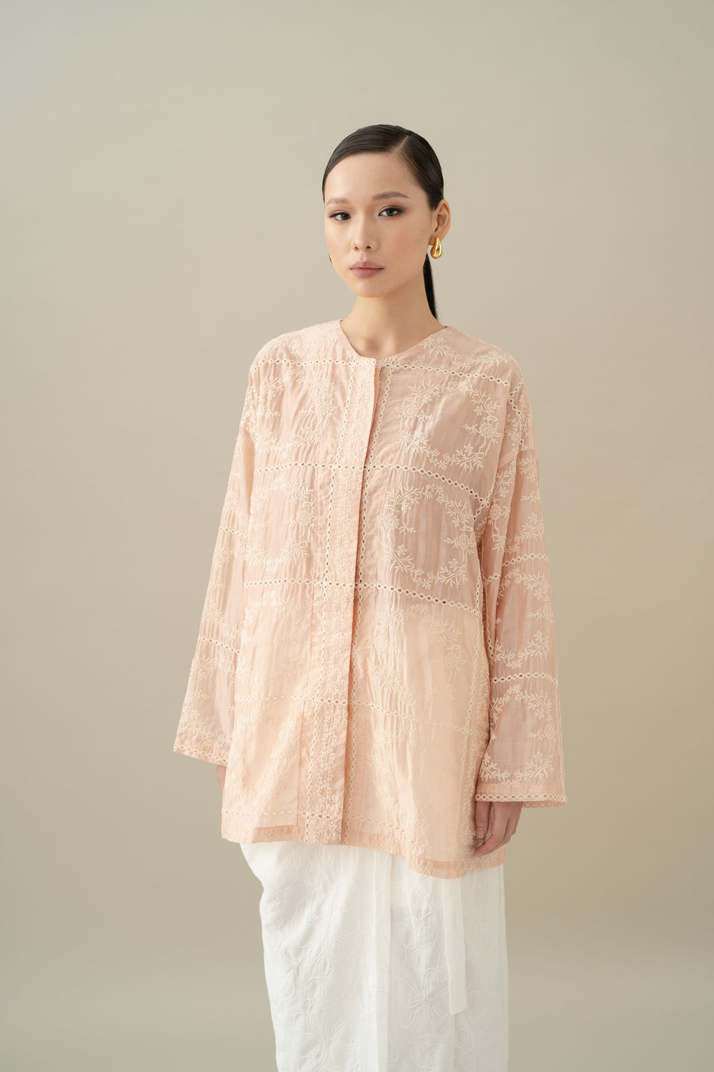 Lembayung Long Sleeve Top in Peach